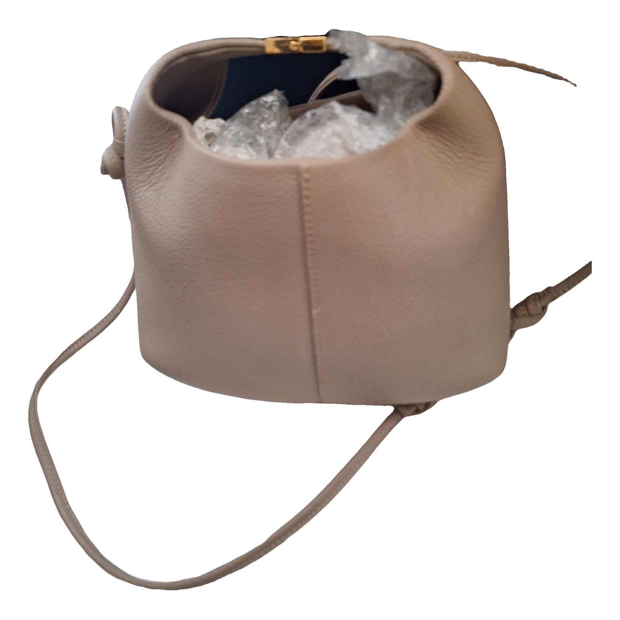Numéro Onze leather handbag