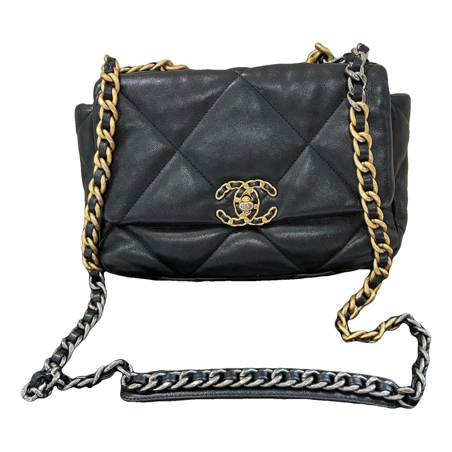 Chanel 19 leather handbag