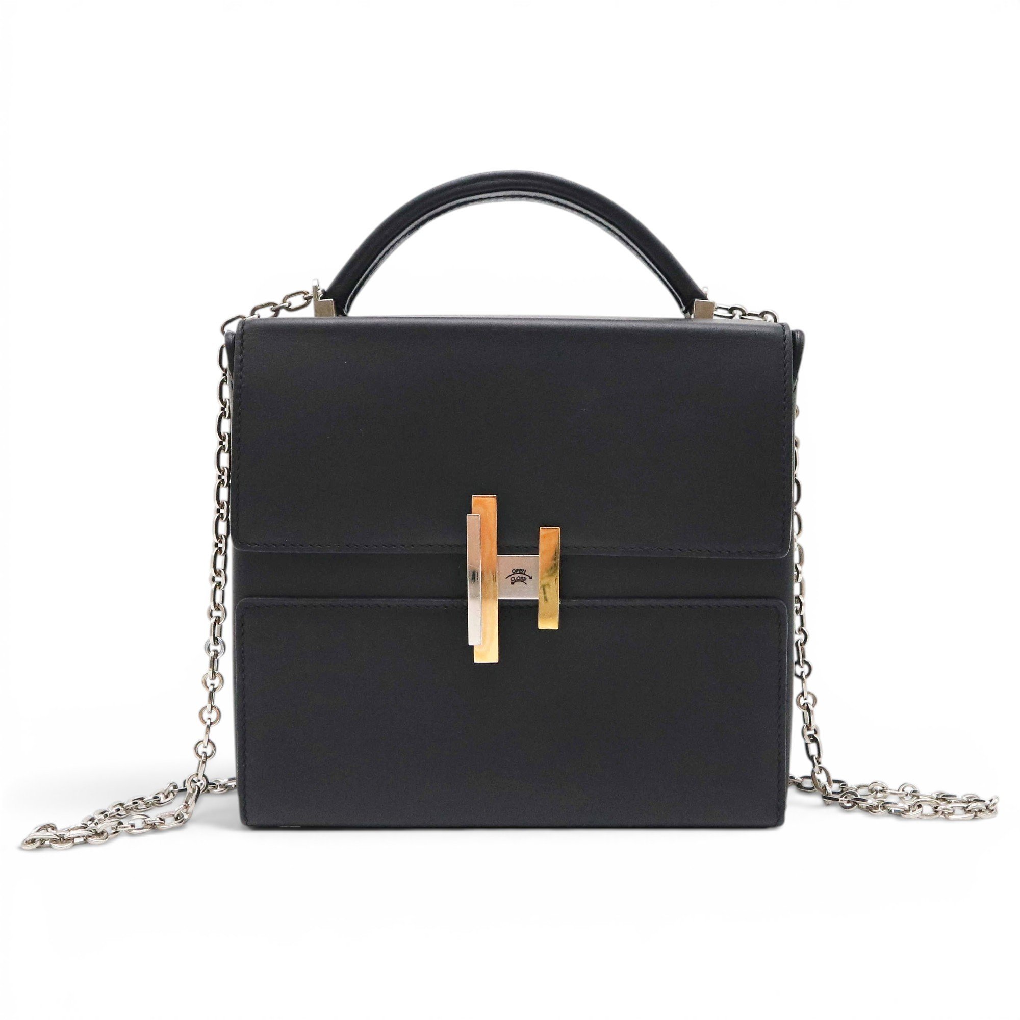 Cinhetic leather handbag