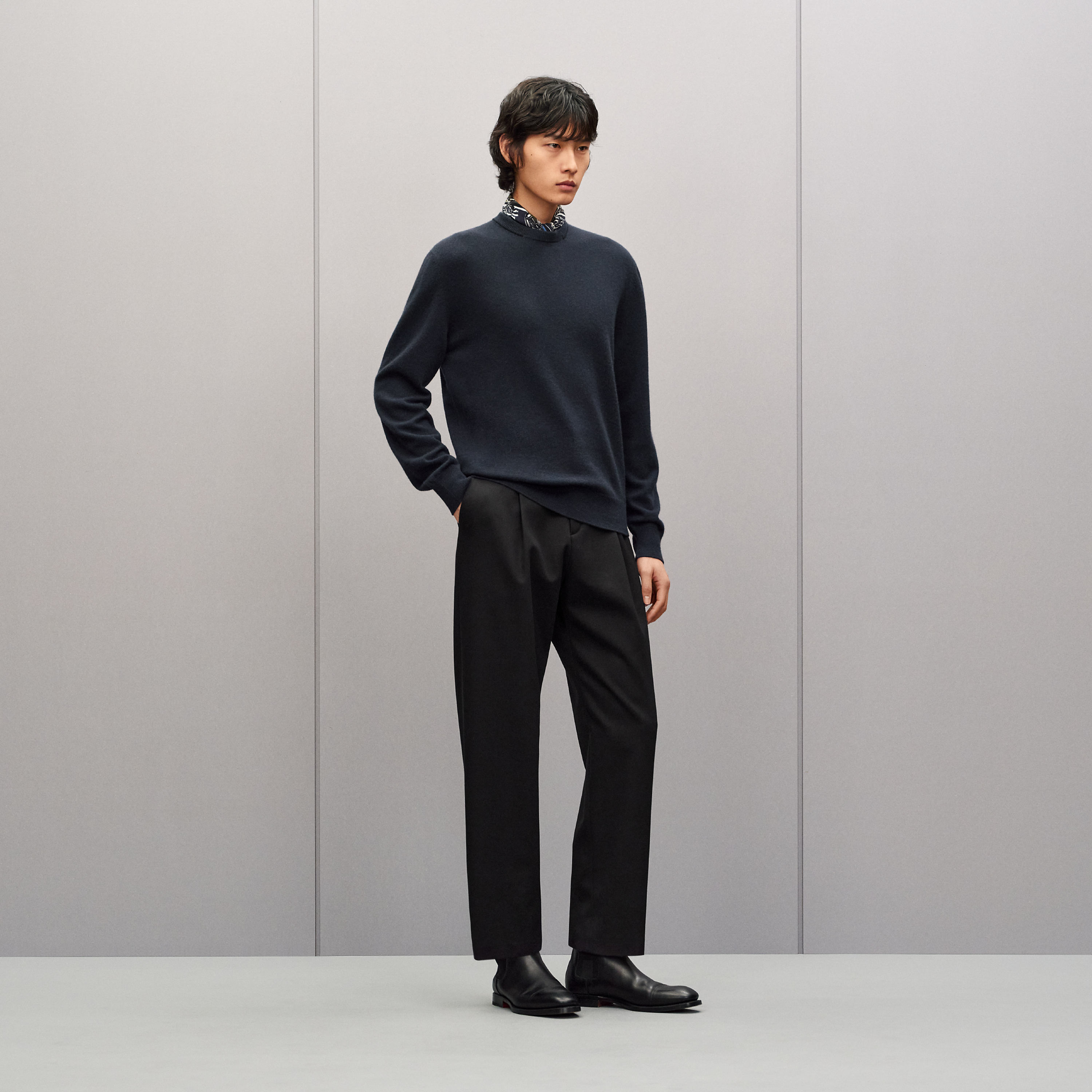 "H Bartack" crewneck cashmere sweater