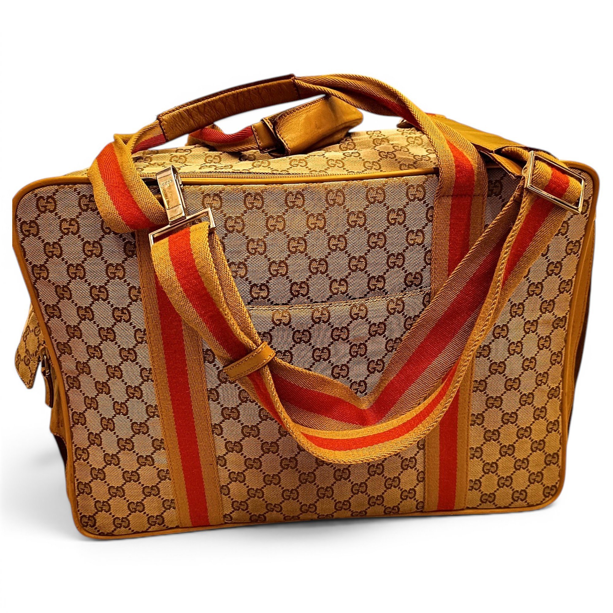Leather travel bag