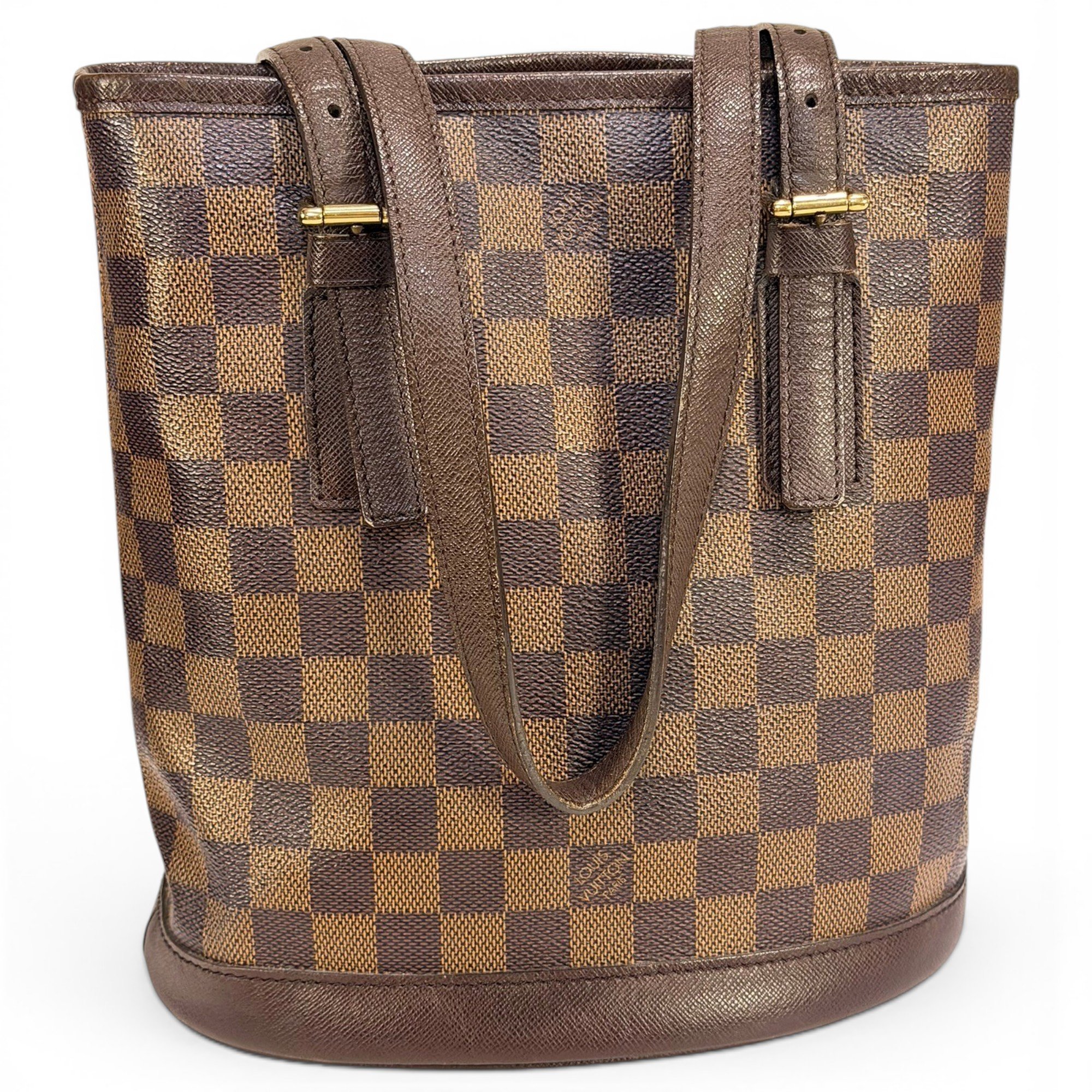 Bucket leather handbag