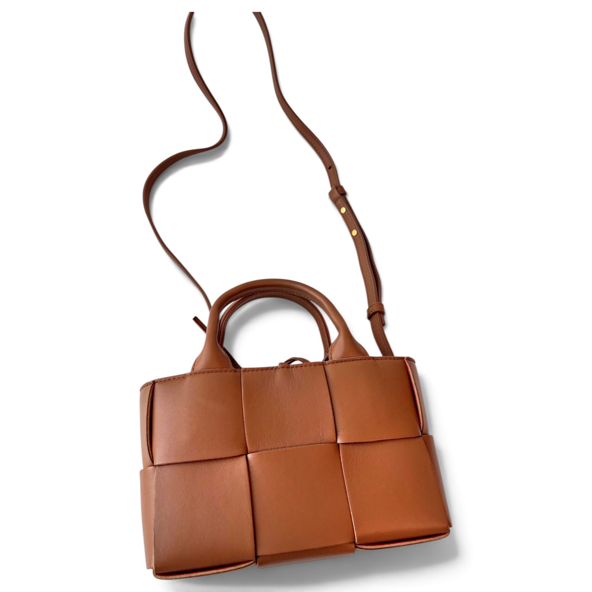 Arco leather tote