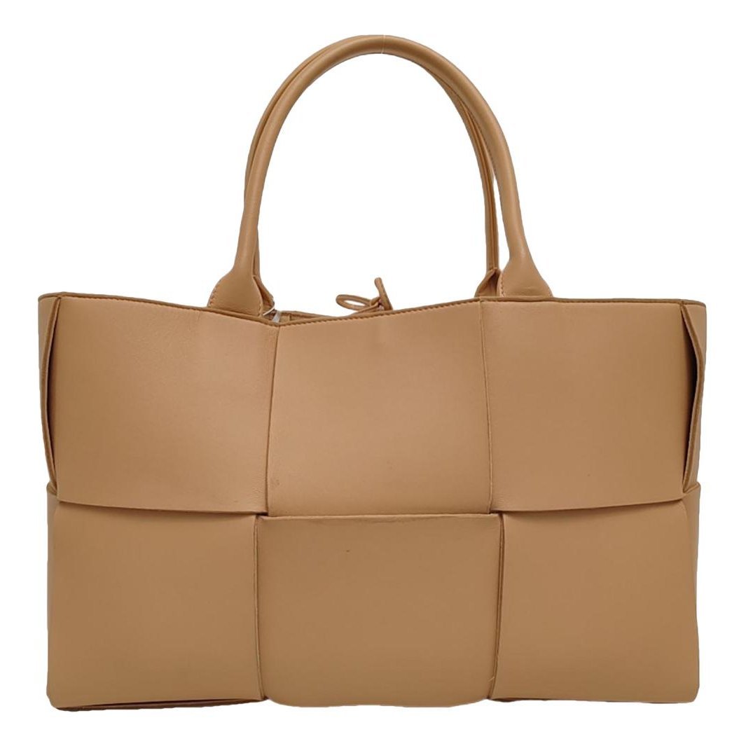 Arco leather handbag