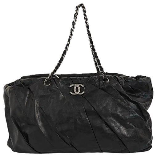 Leather tote