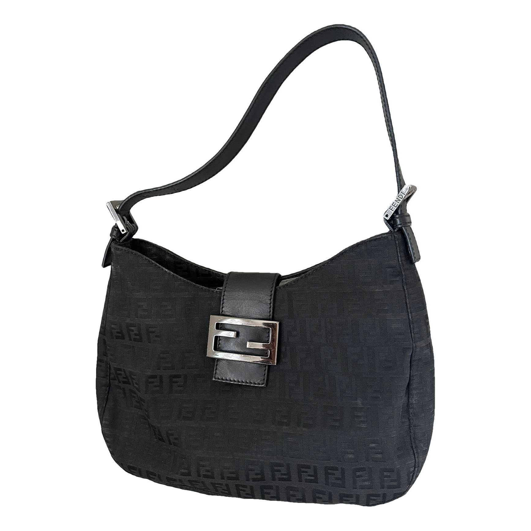 Baguette cloth handbag