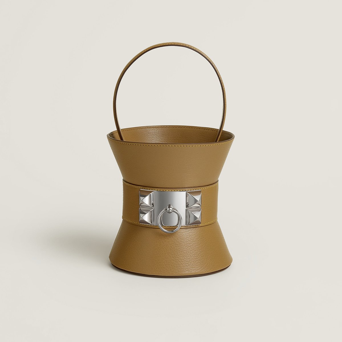 Hermès Medor in Bronze Doré