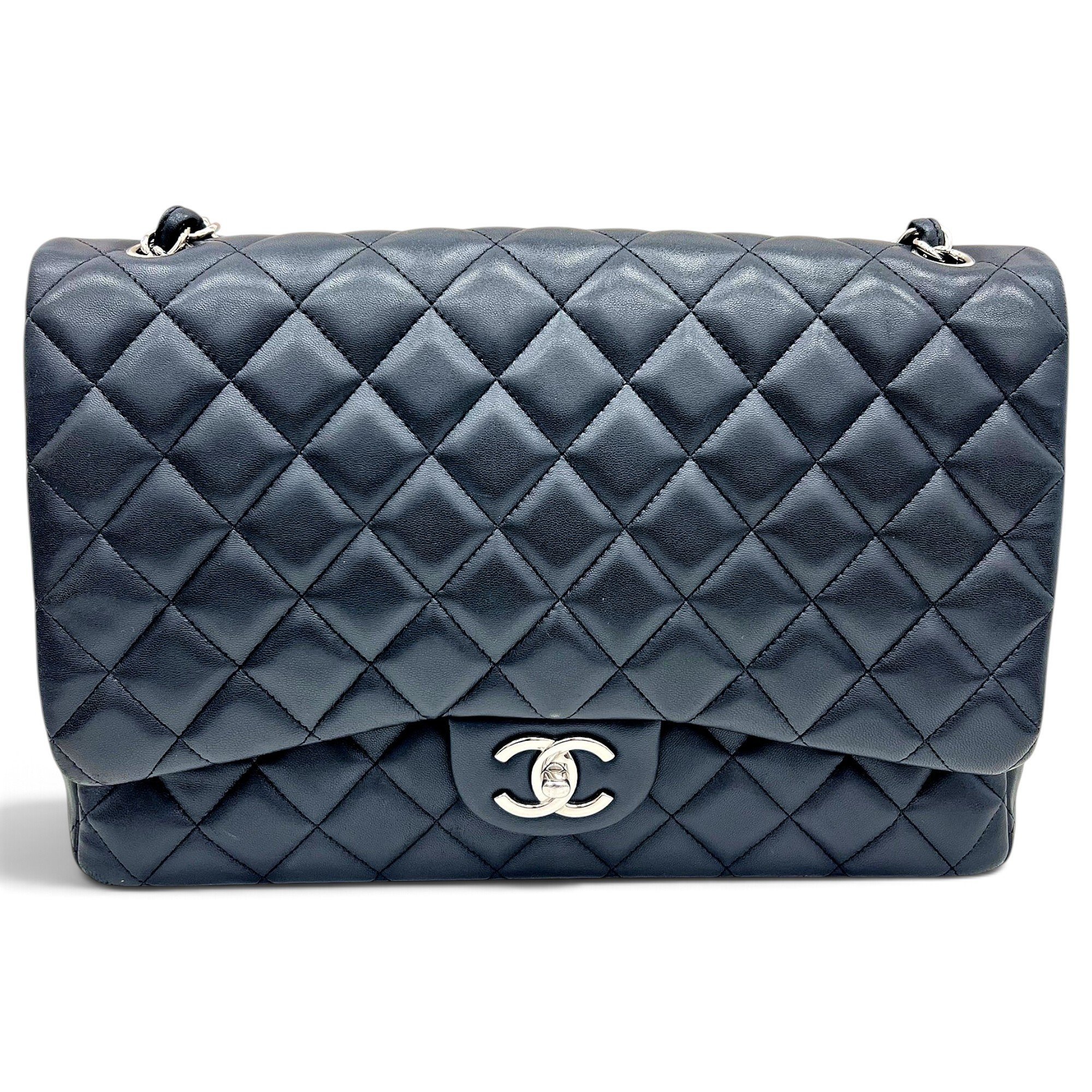 Timeless/Classique leather handbag