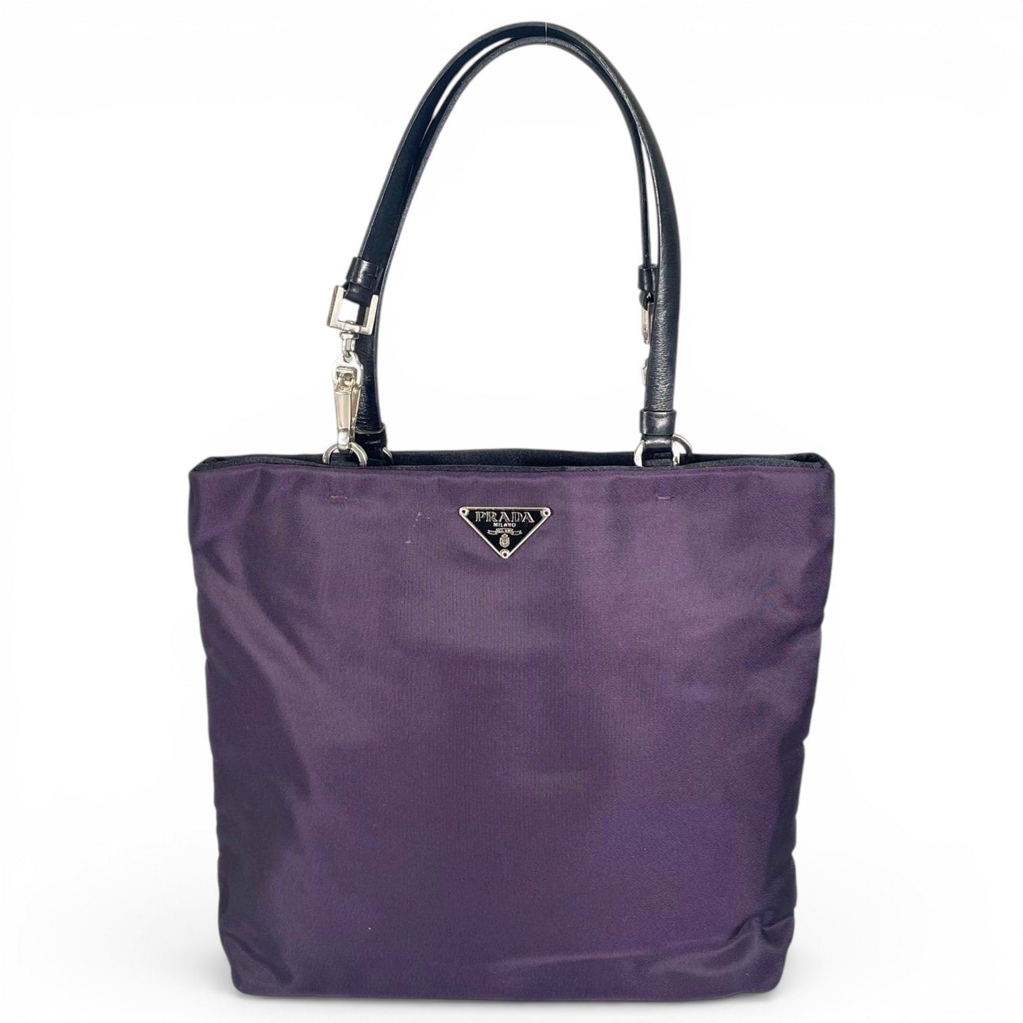 Triangle handbag
