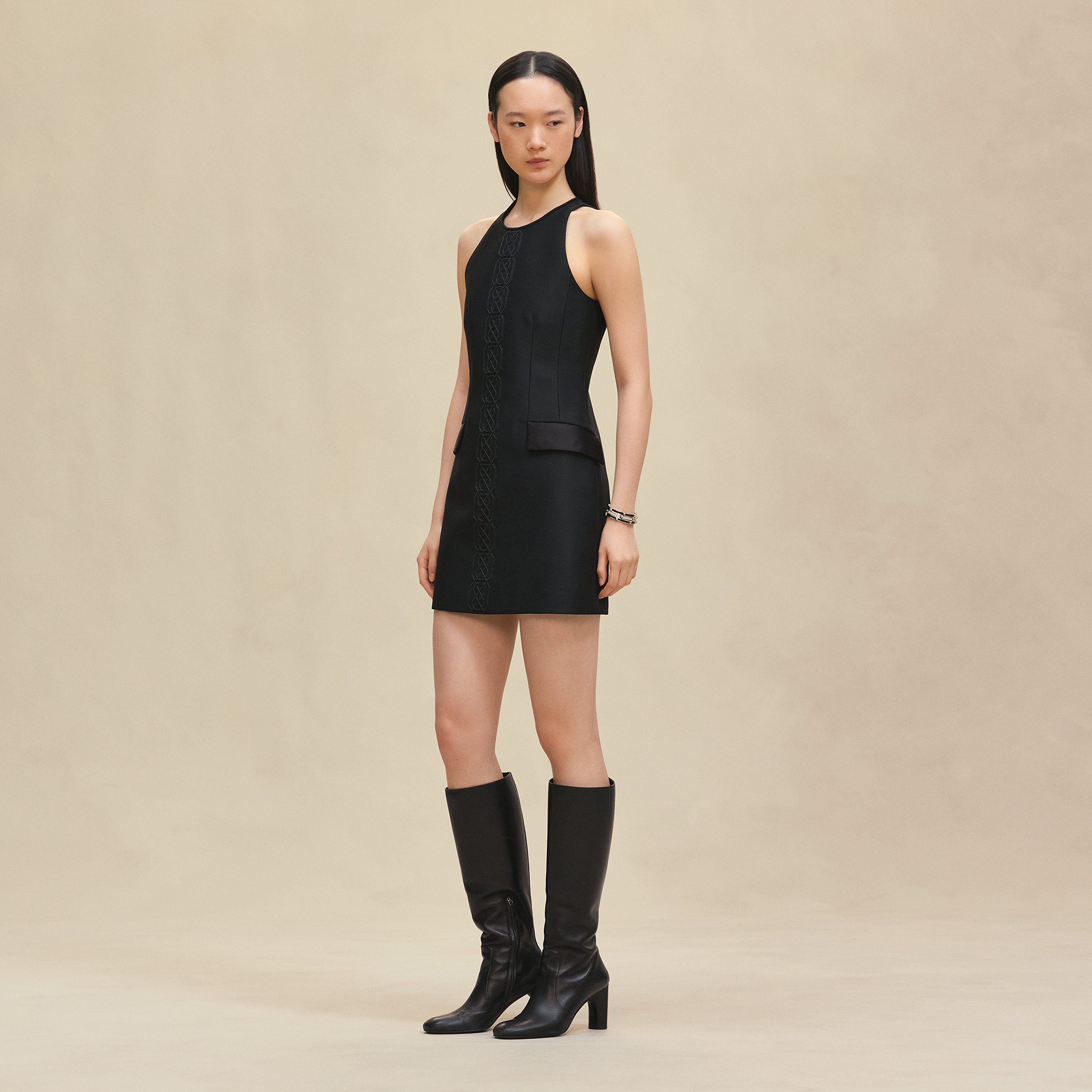 Embroidered short dress