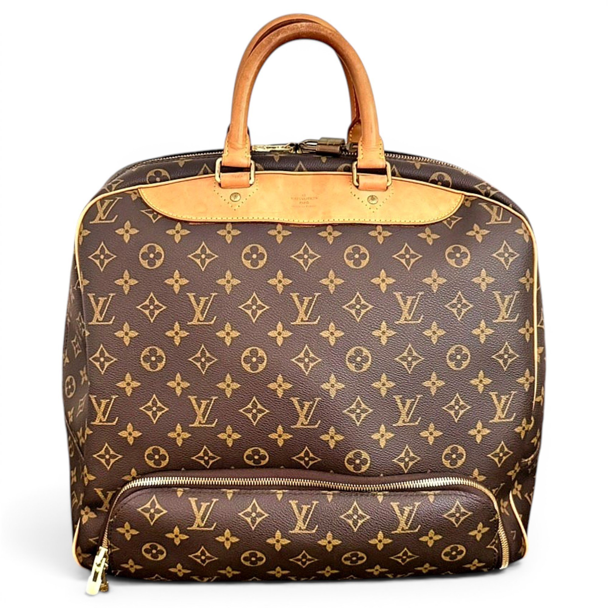 Evasion patent leather travel bag