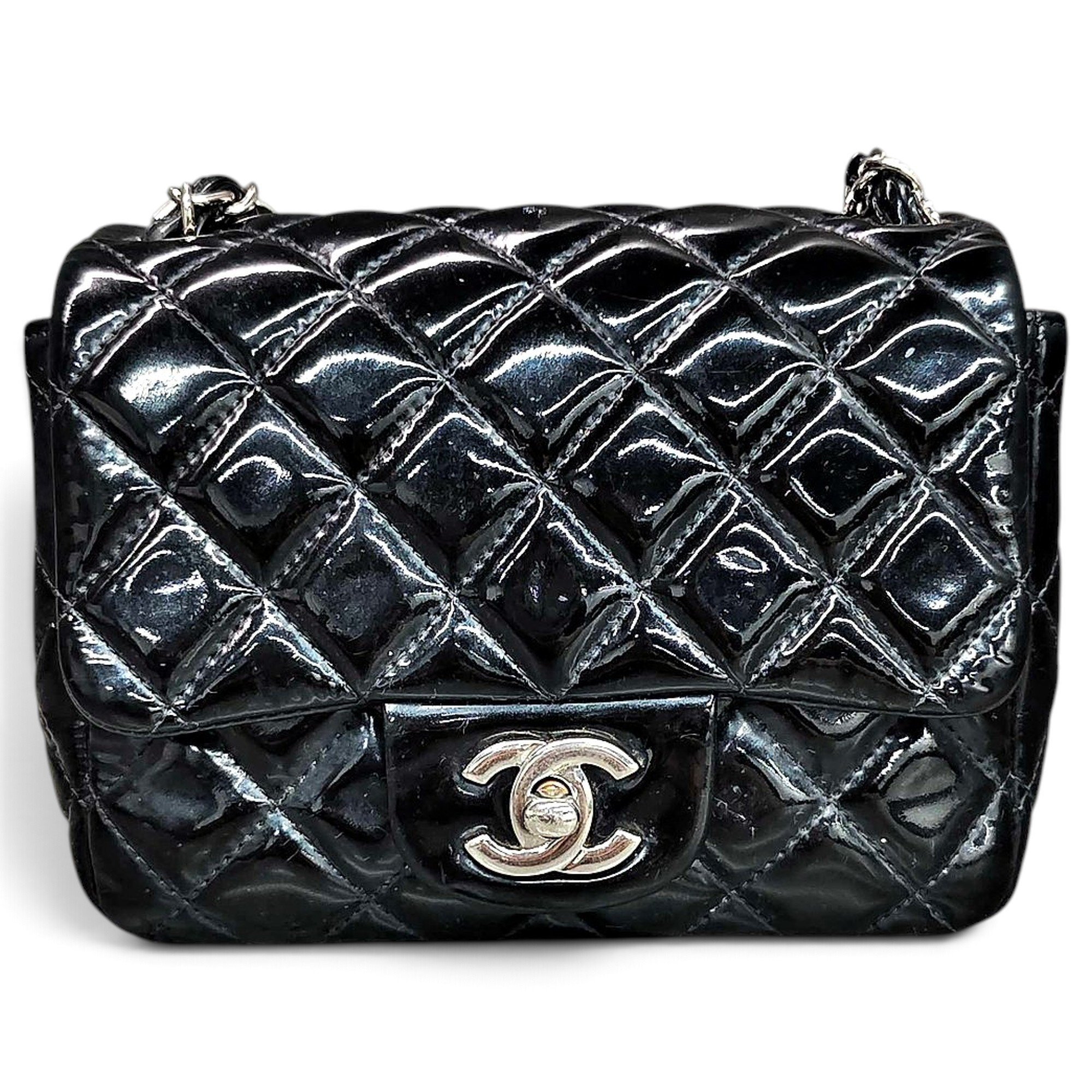 Timeless/Classique patent leather crossbody bag