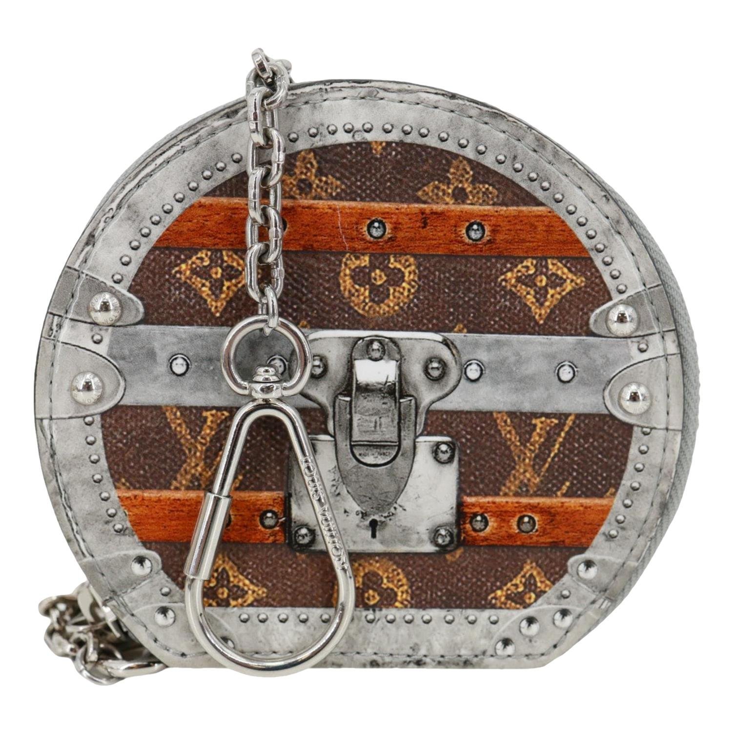 Cloth clutch bag