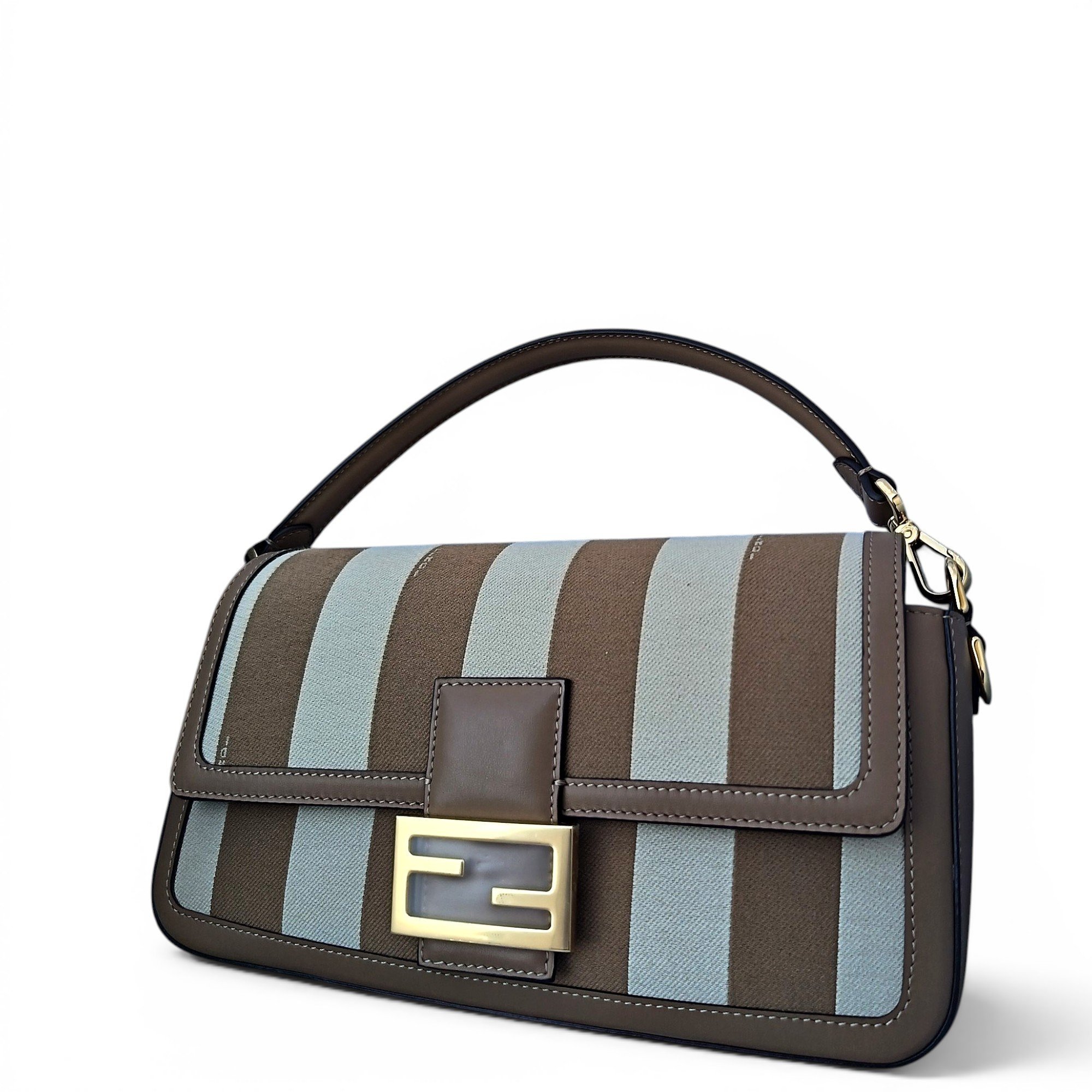 Baguette cloth handbag
