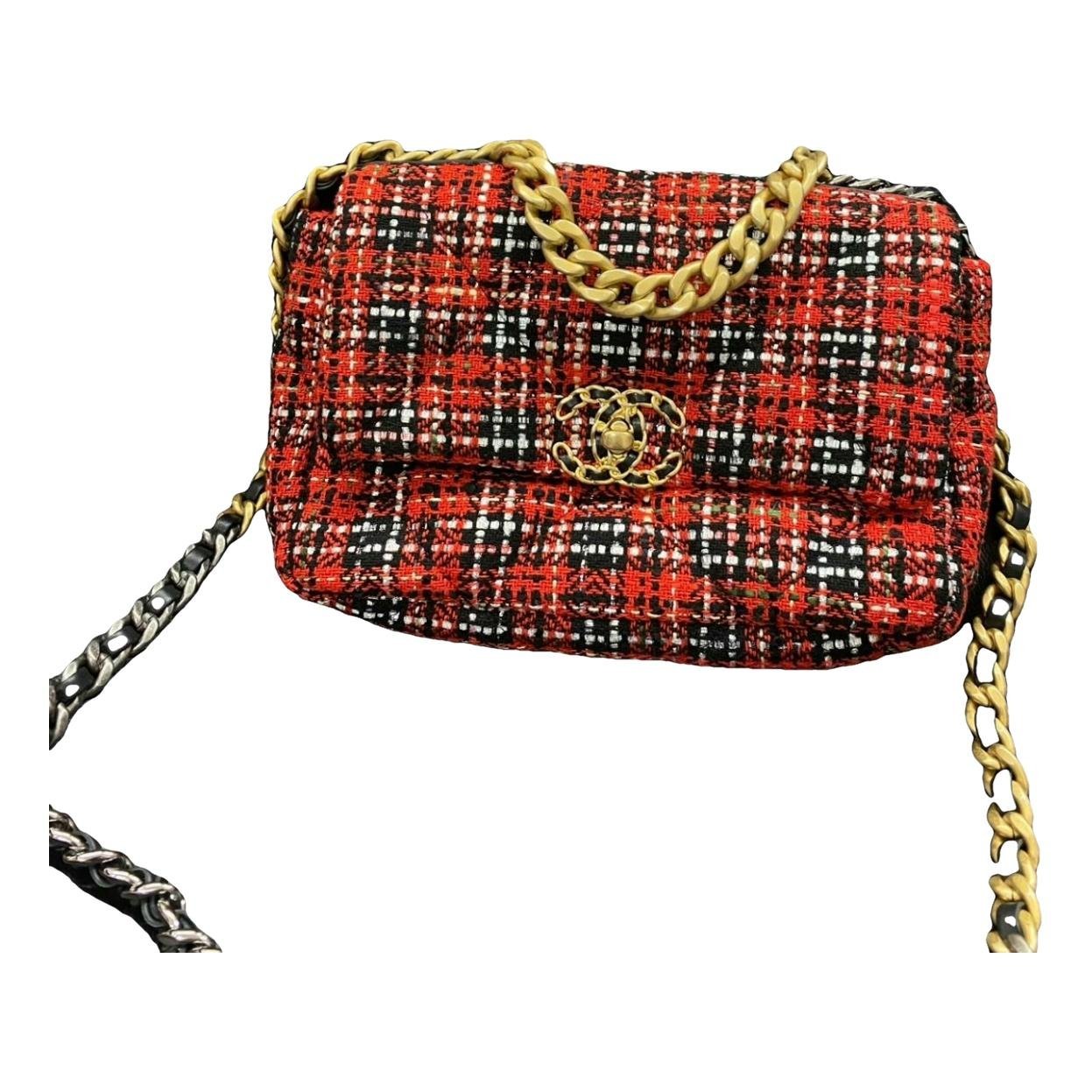 Chanel 19 cloth handbag