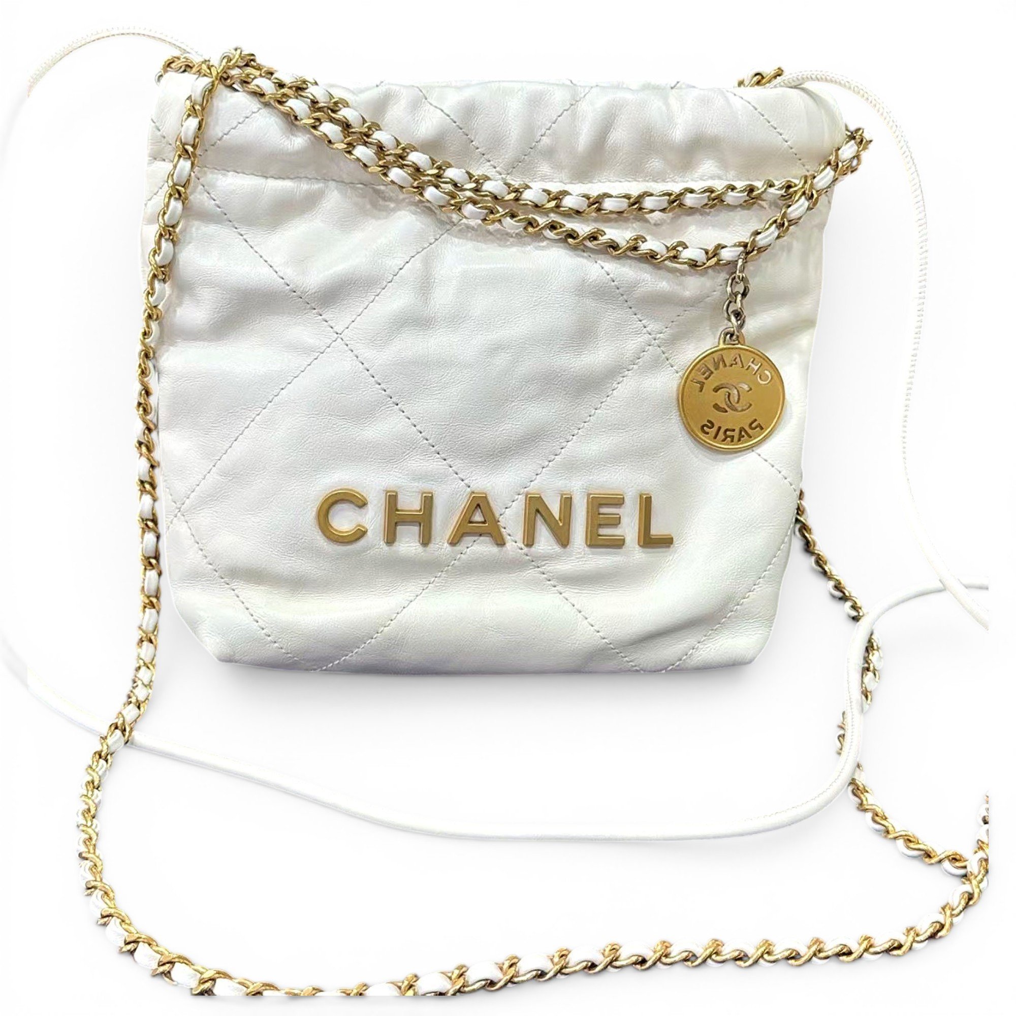 Chanel 22 leather handbag