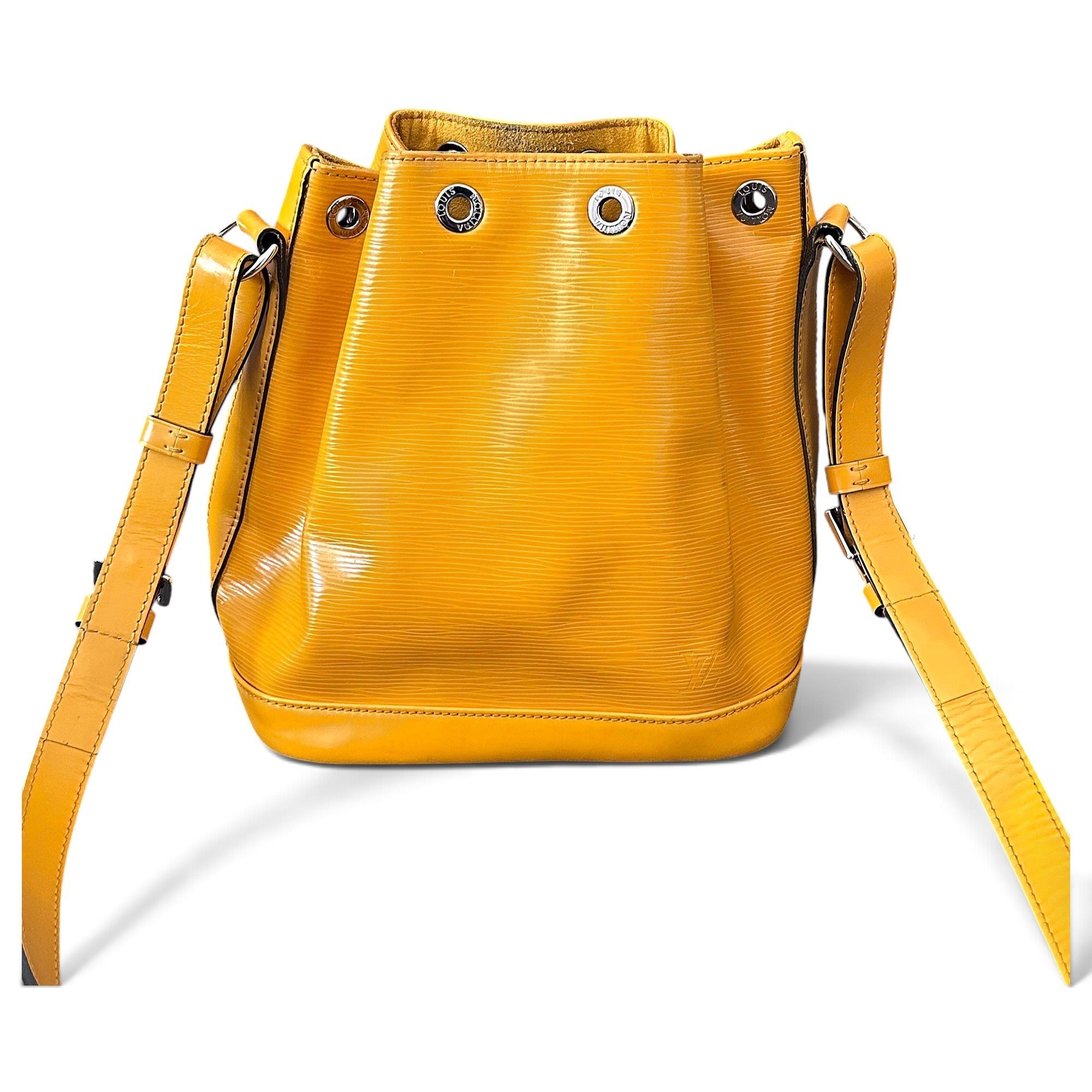 Noé leather handbag