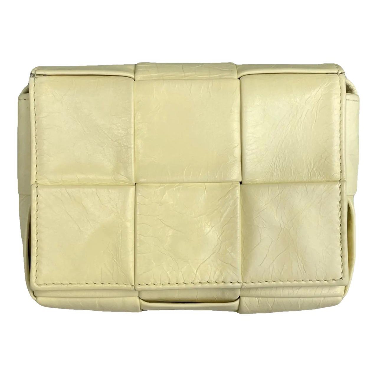 Cassette leather handbag