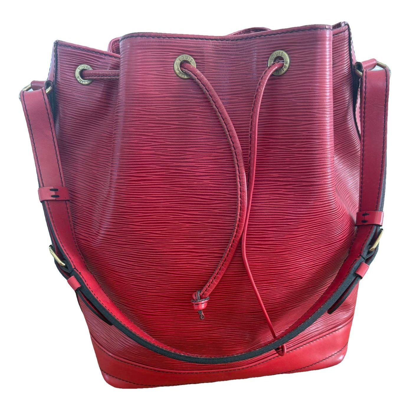 Noé leather handbag