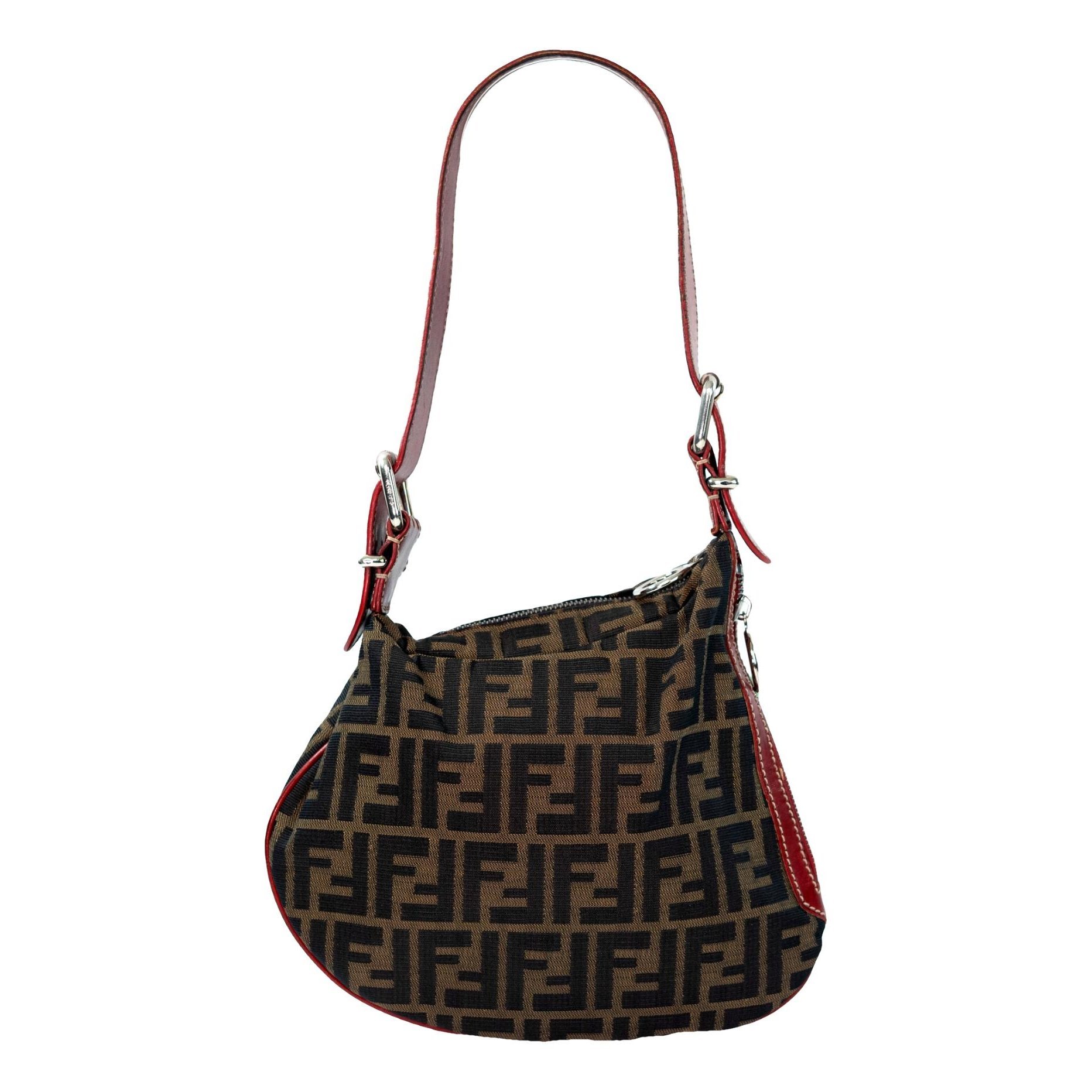 Oyster cloth handbag