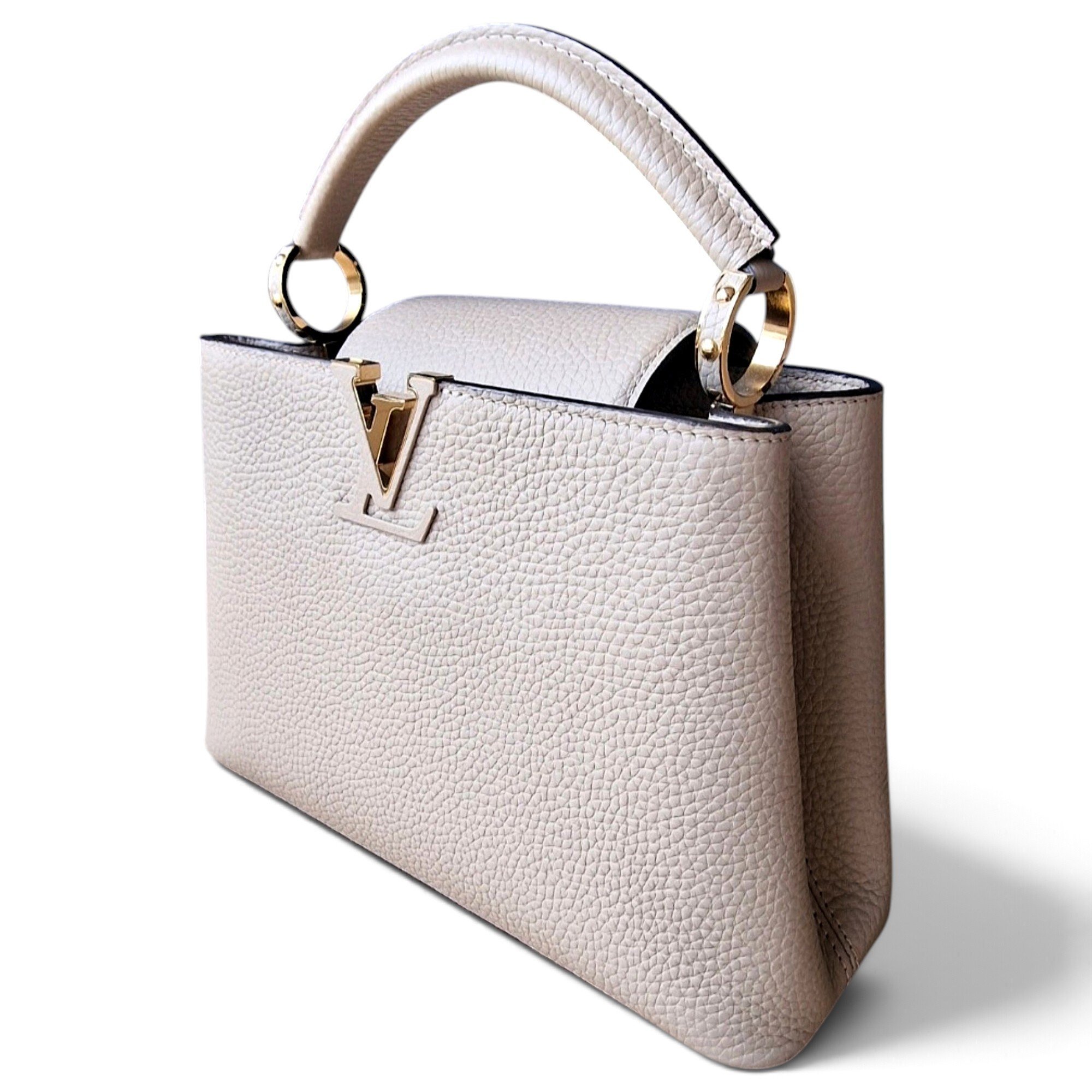 Capucines leather handbag