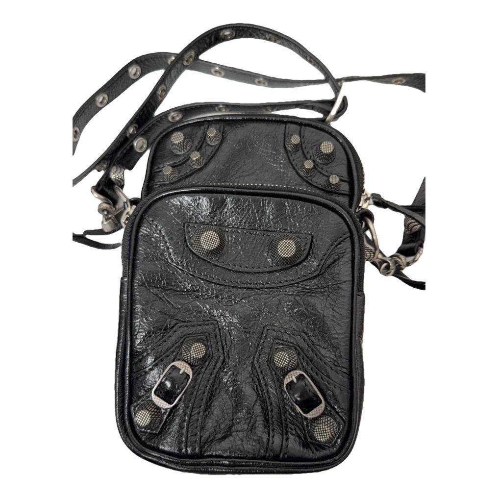 Leather handbag