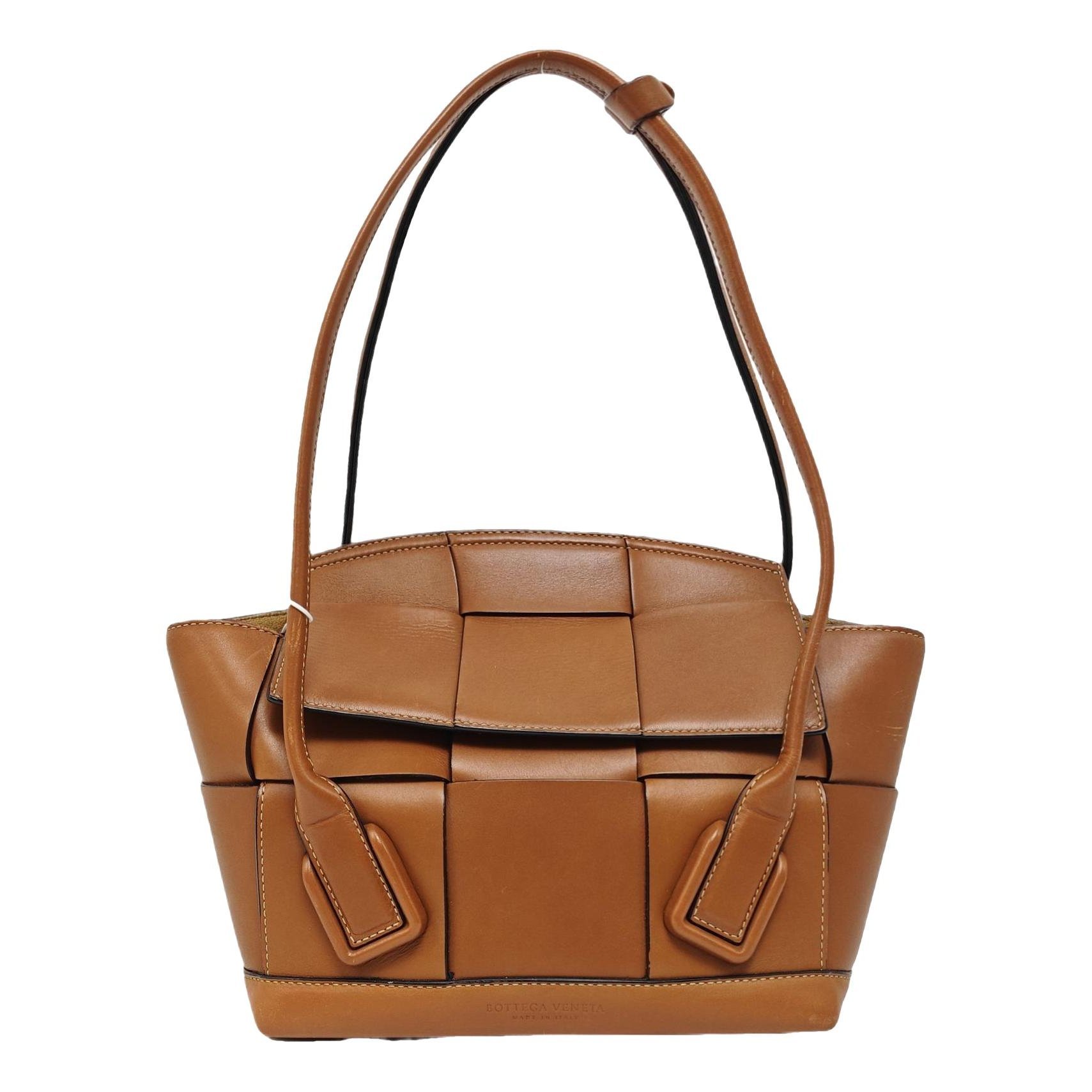 Arco leather handbag