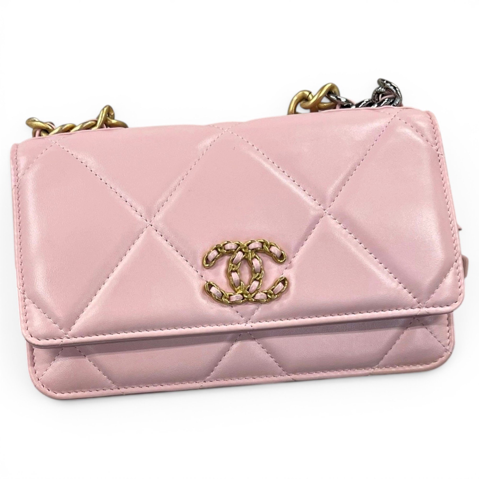 Wallet On Chain Chanel 19 leather handbag