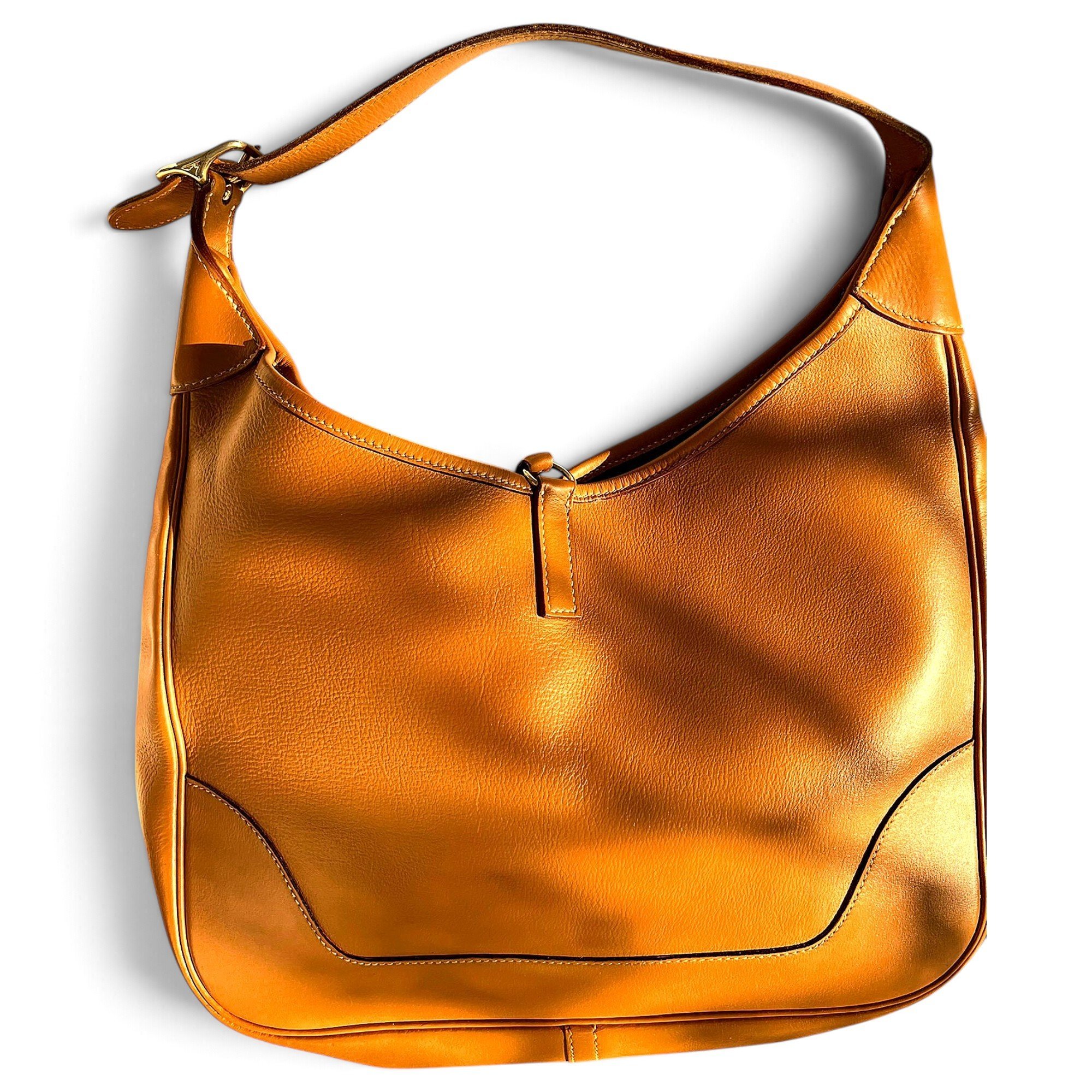 Trim leather handbag