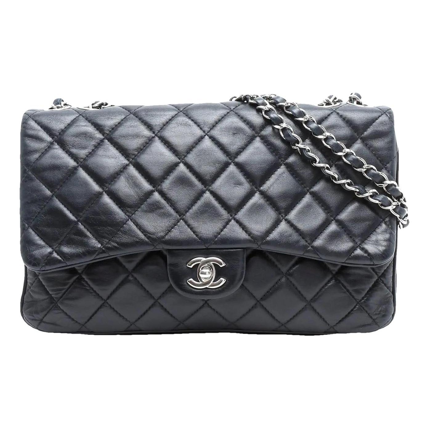 Timeless/Classique leather handbag
