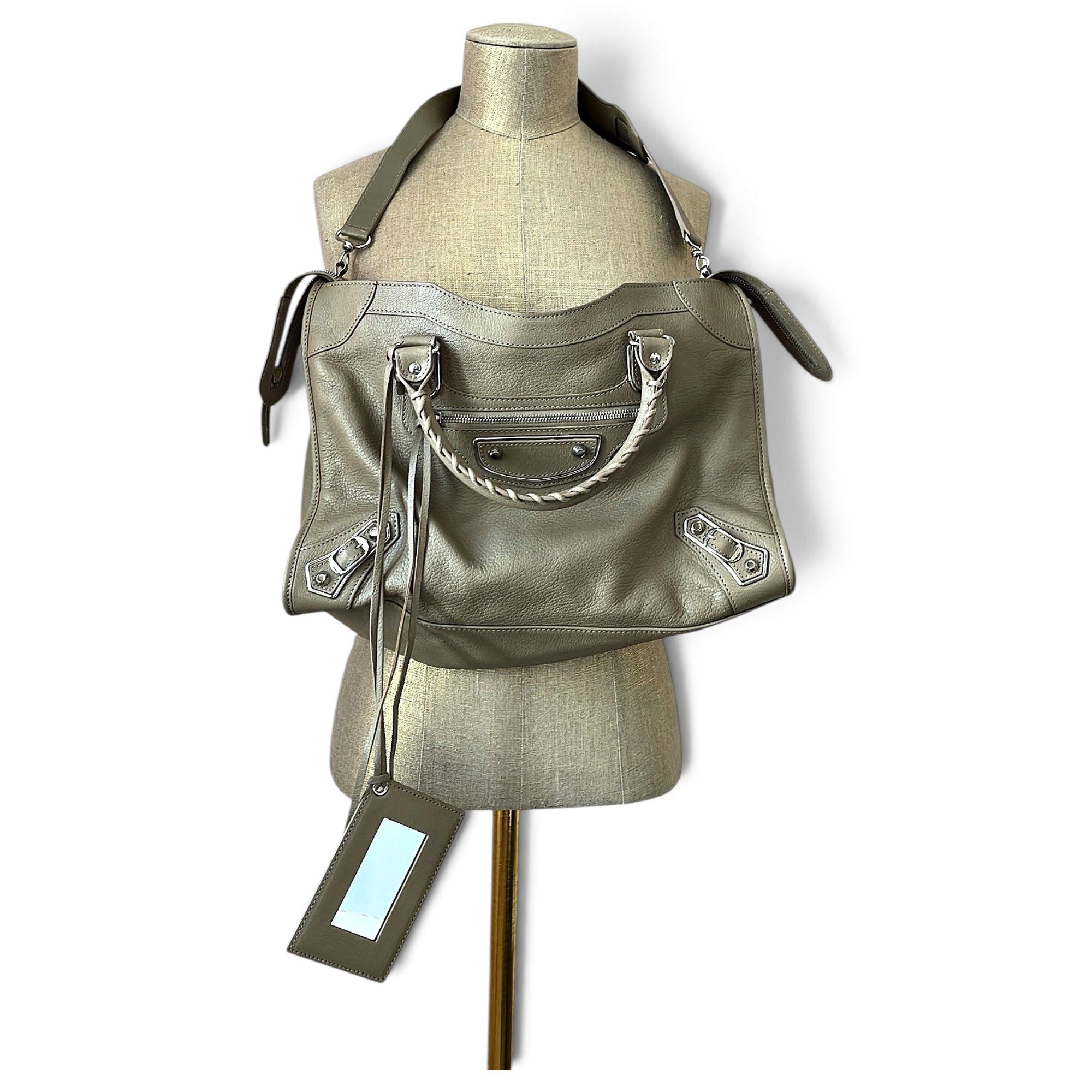 City leather handbag