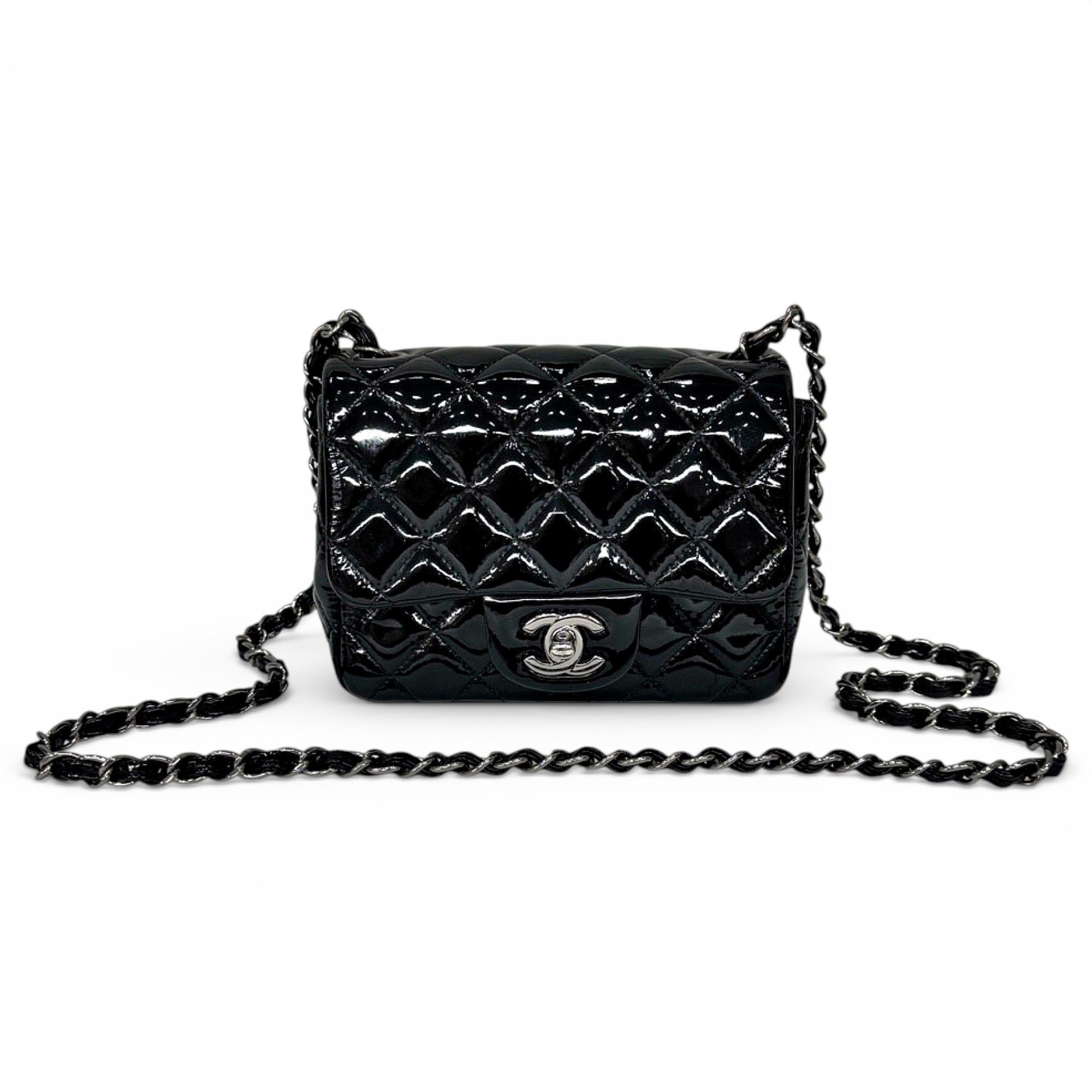 Timeless/Classique patent leather crossbody bag