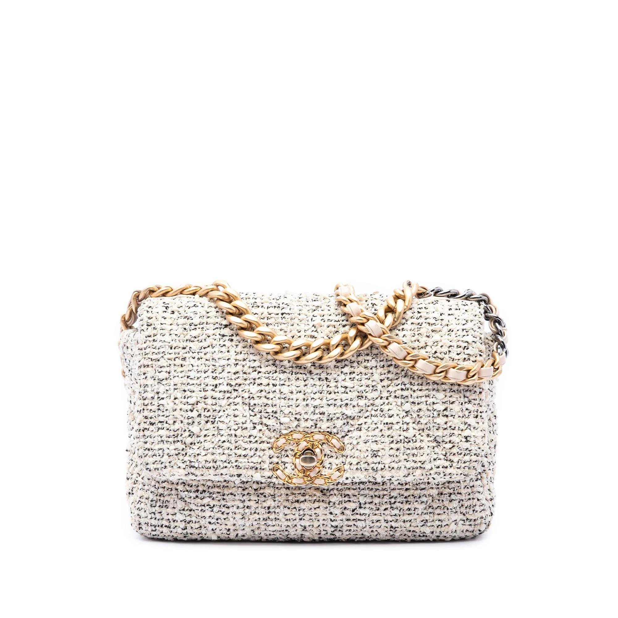 Chanel 19 tweed handbag