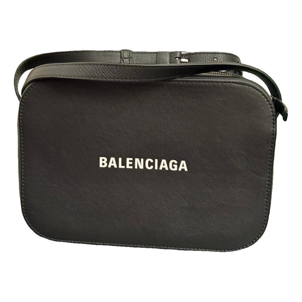 Everyday leather crossbody bag