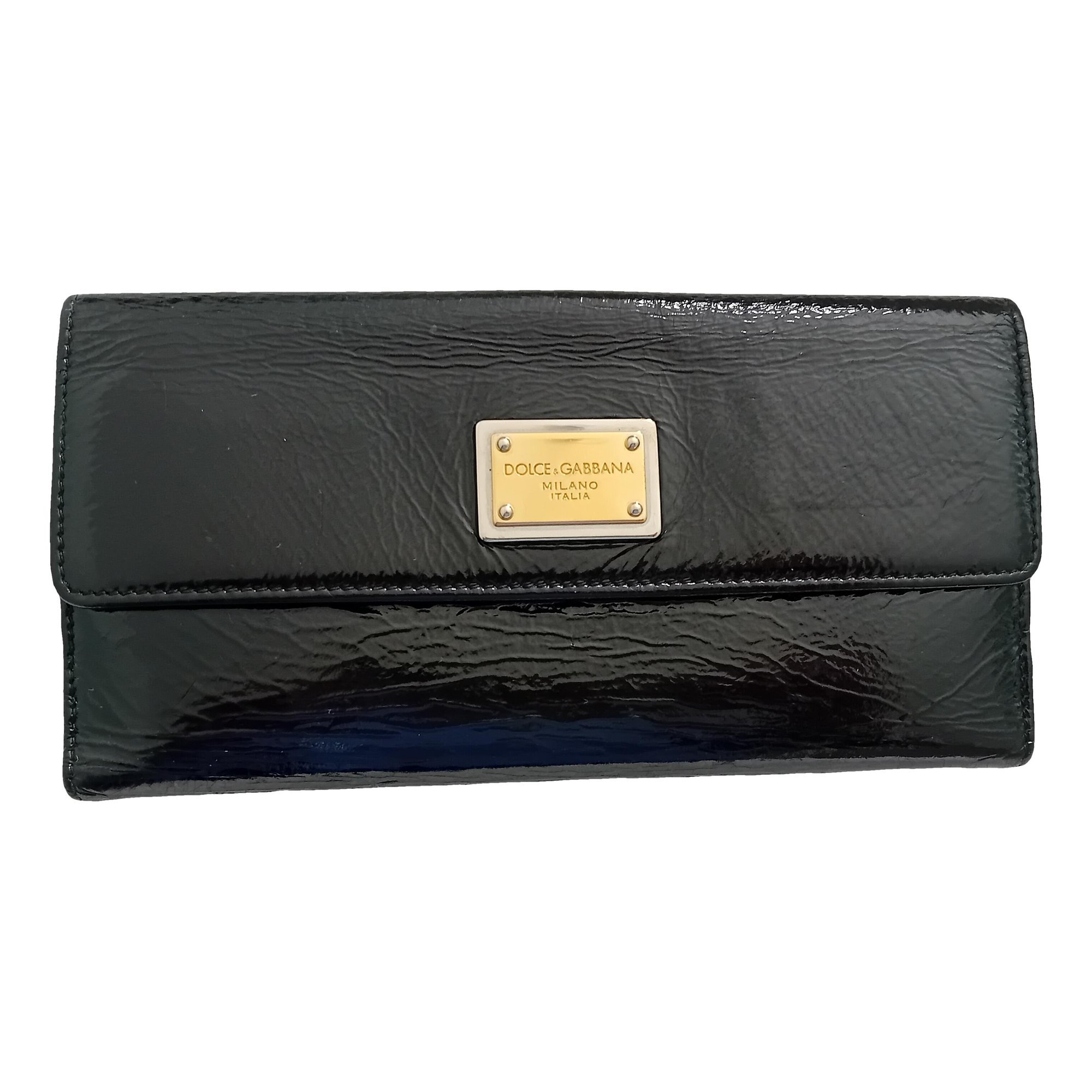 Patent leather clutch bag