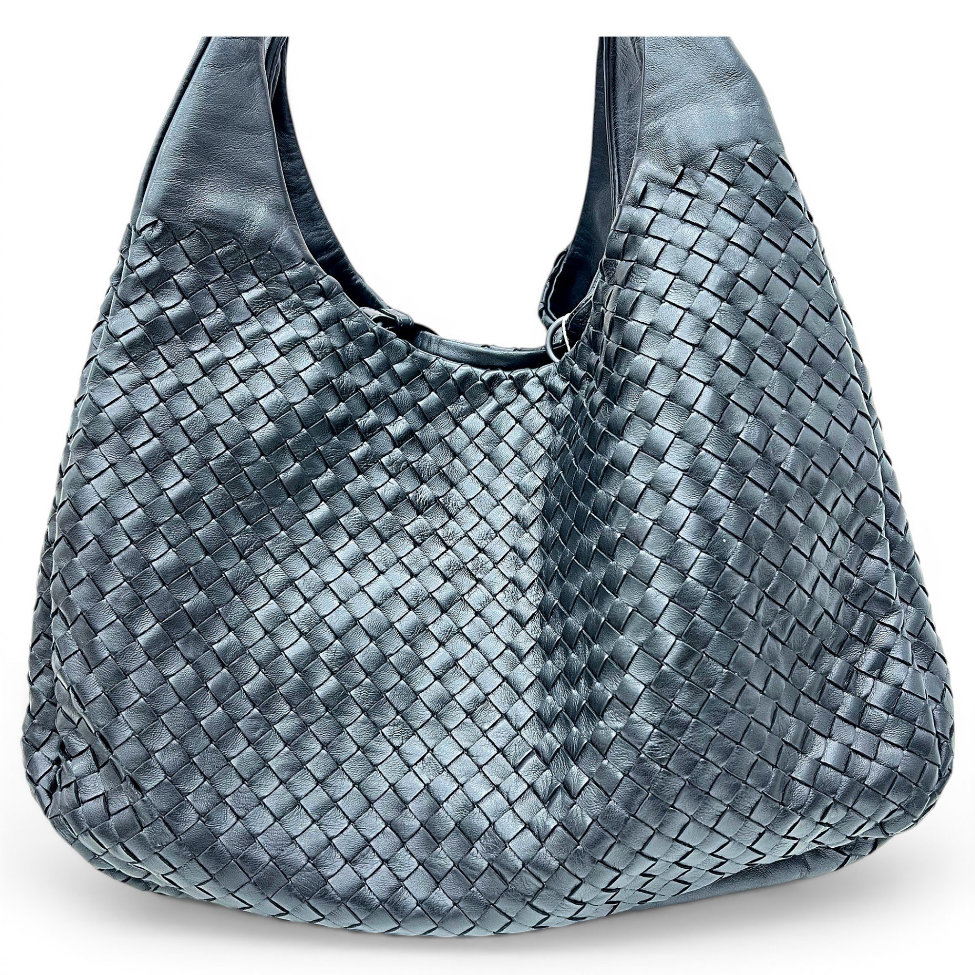 Veneta leather handbag