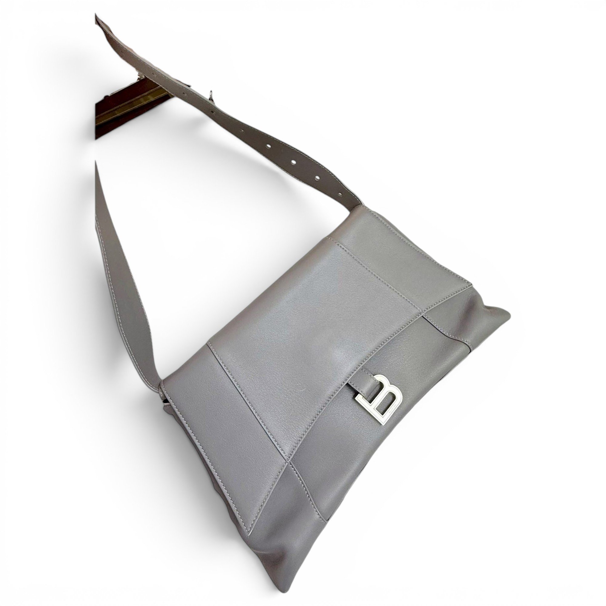 Downtown leather handbag