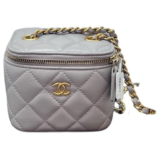 Trendy CC Vanity leather handbag