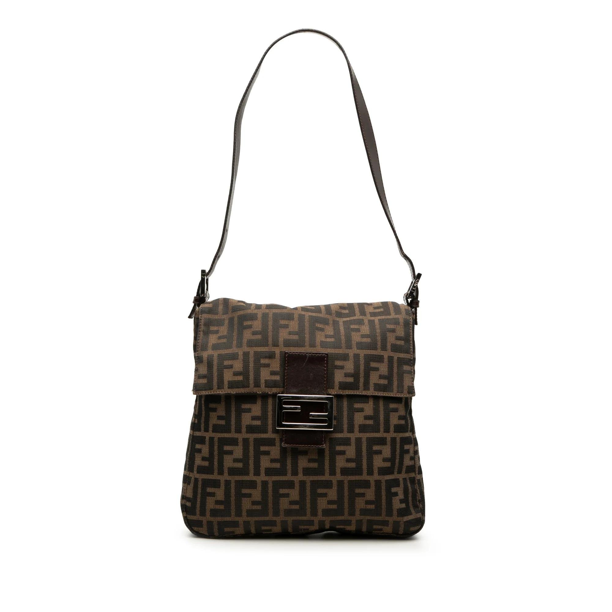 Pocket leather handbag