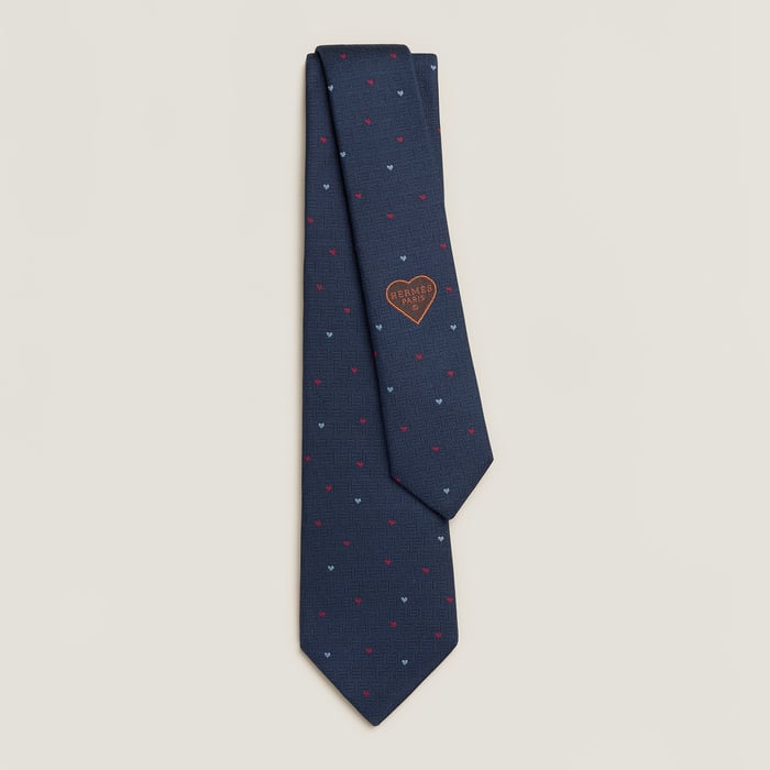 Hearts Tie