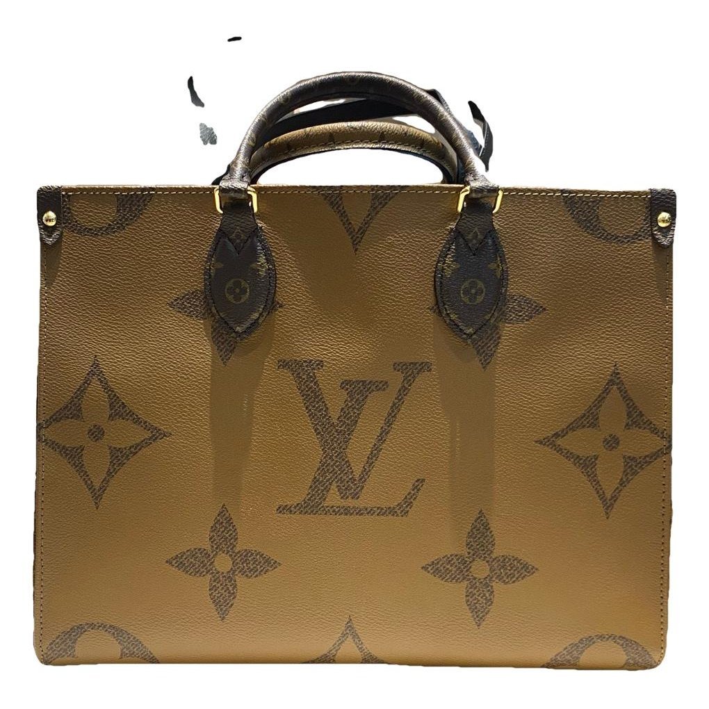 Onthego leather tote