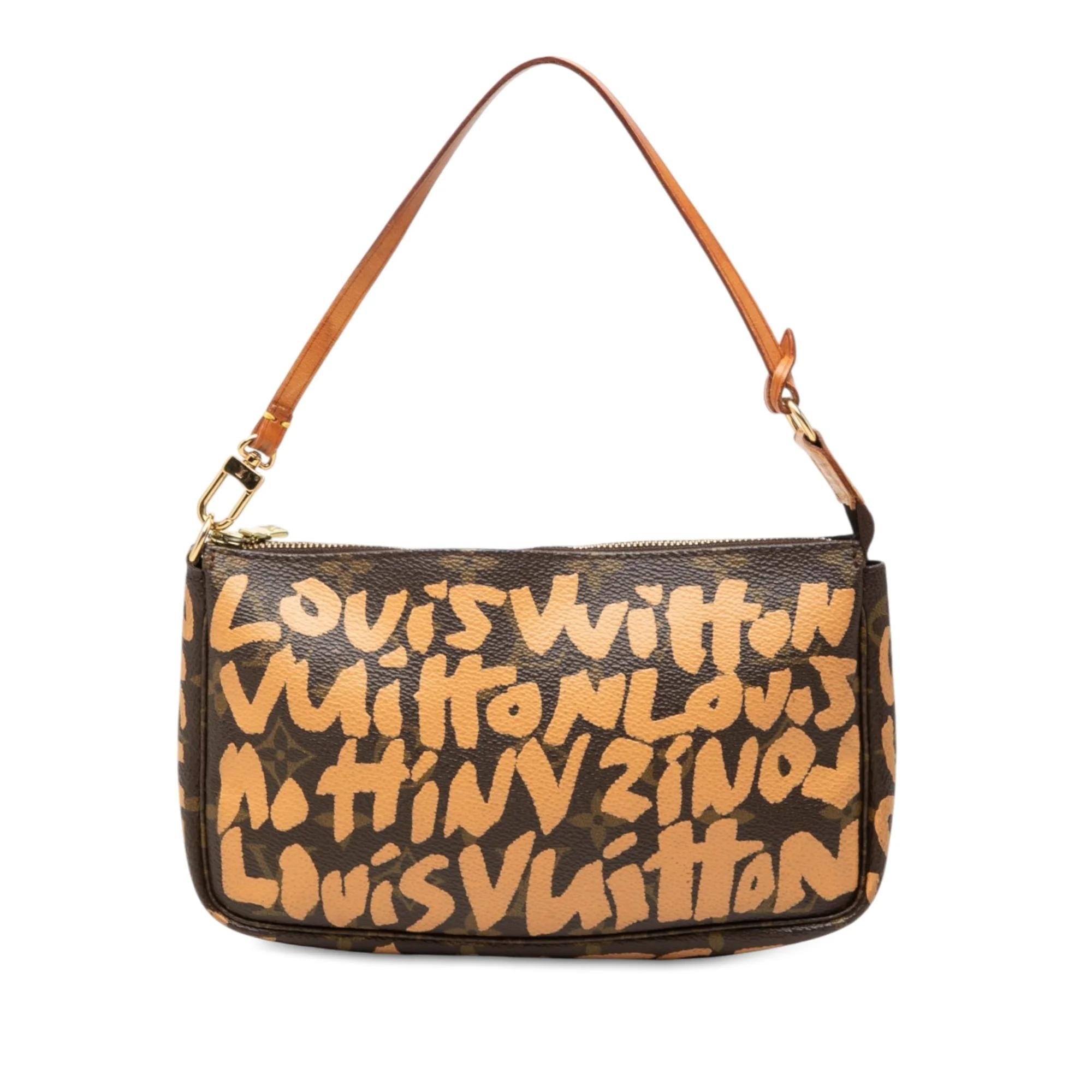 Pochette Accessoire leather handbag