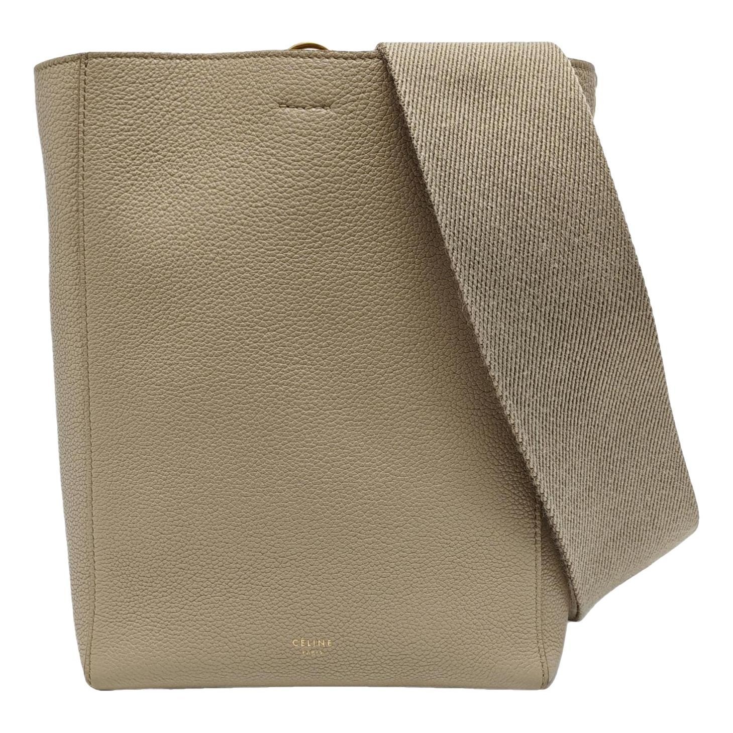 Seau Sangle leather handbag