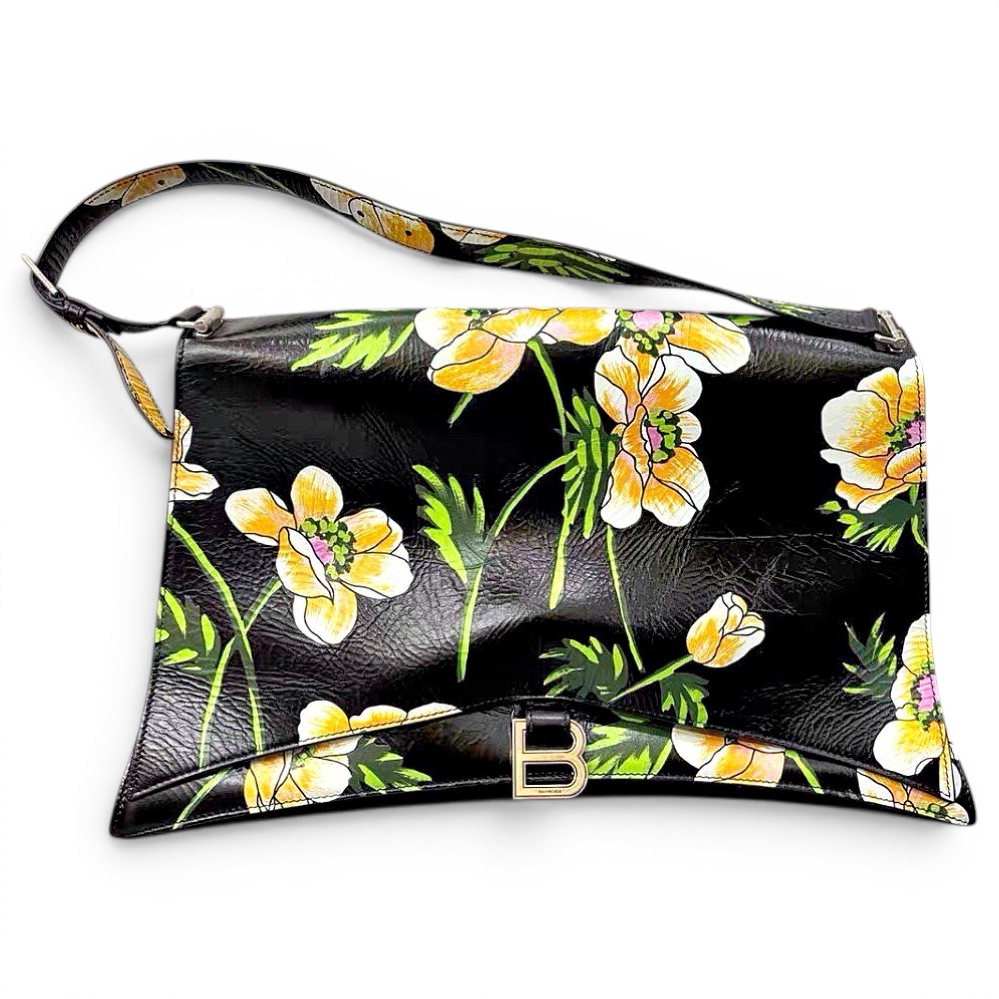 Crush leather handbag