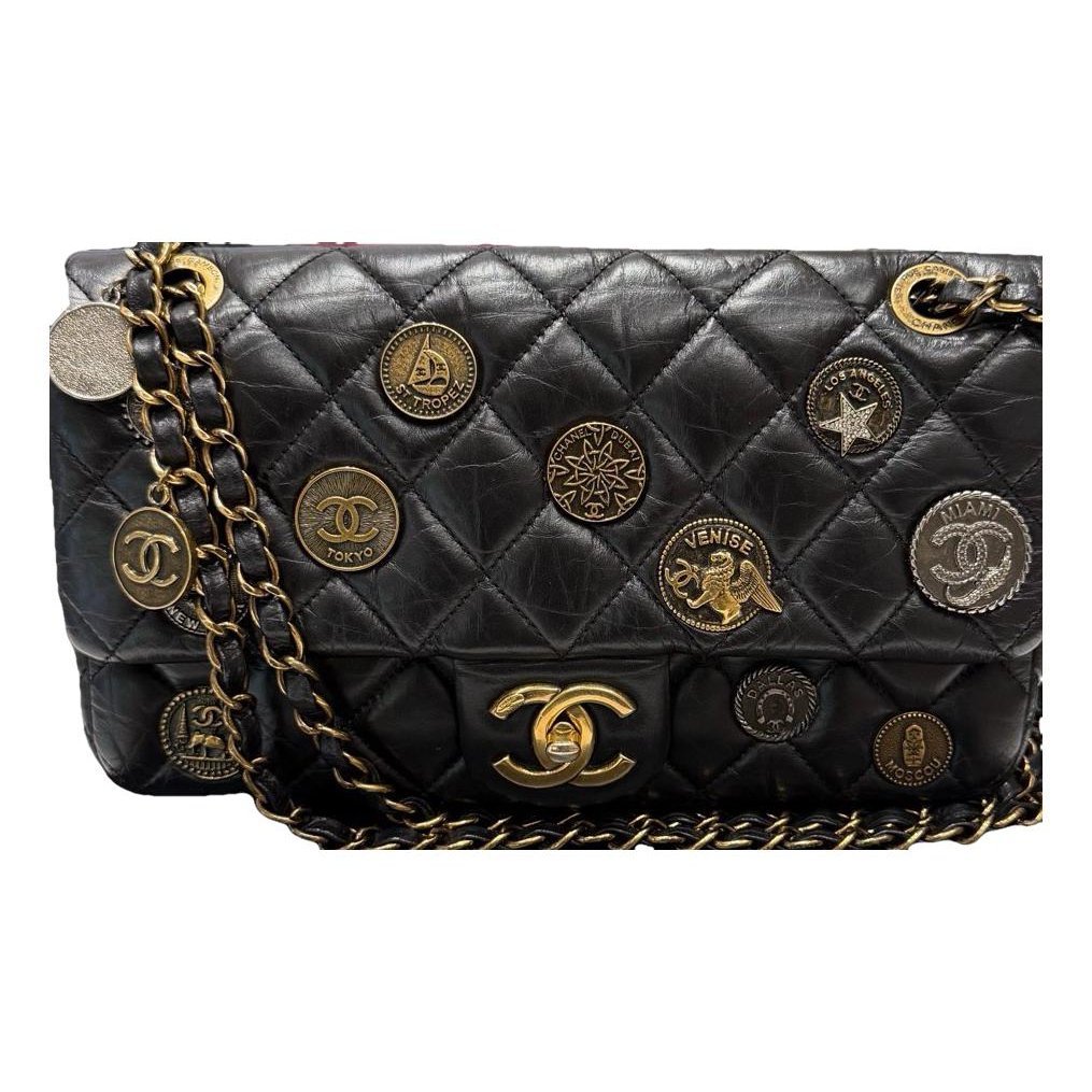 Timeless/Classique leather crossbody bag