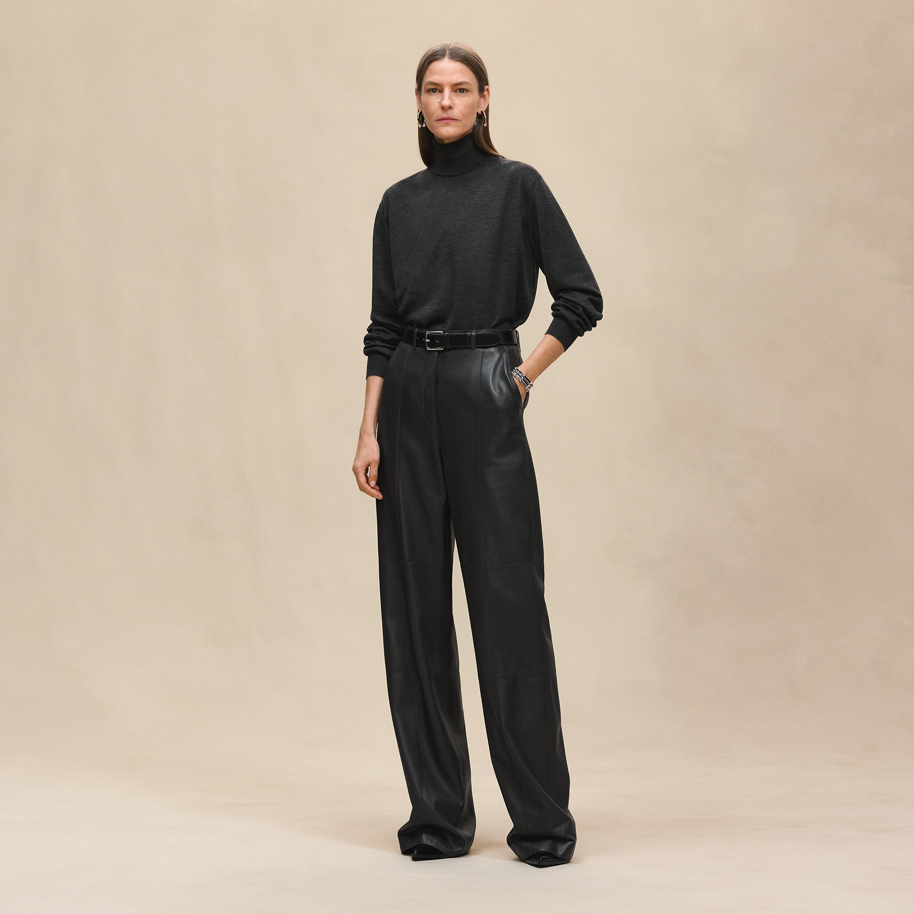 Cashmere long-sleeve sweater
