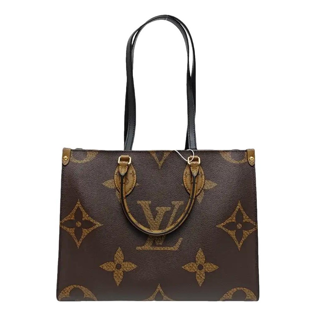 Onthego leather handbag