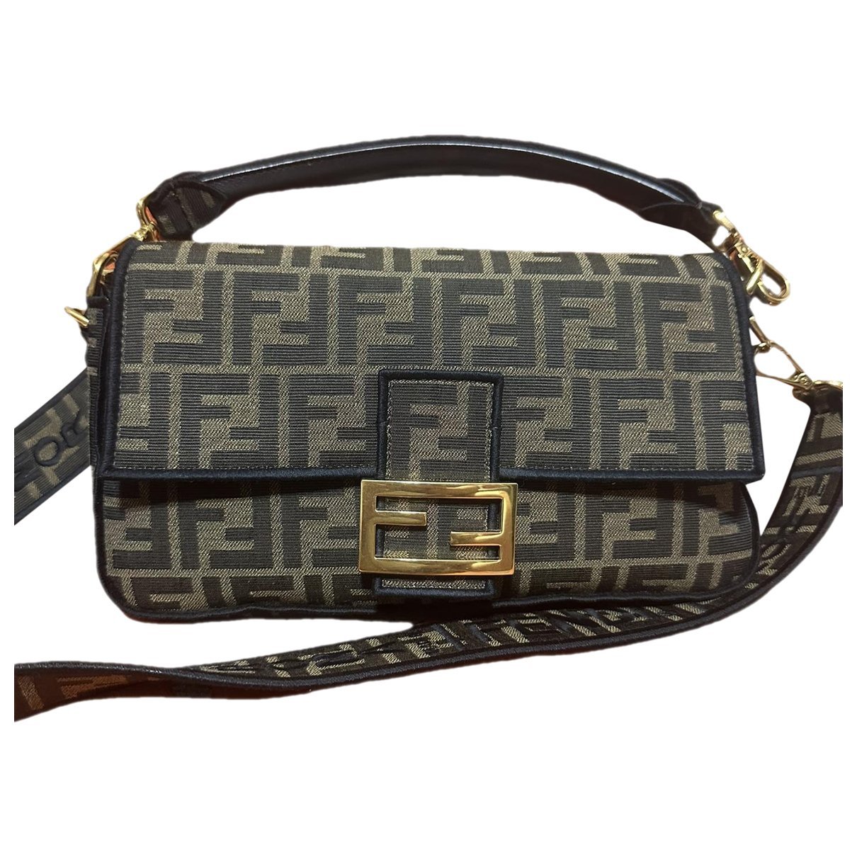 Baguette cloth handbag
