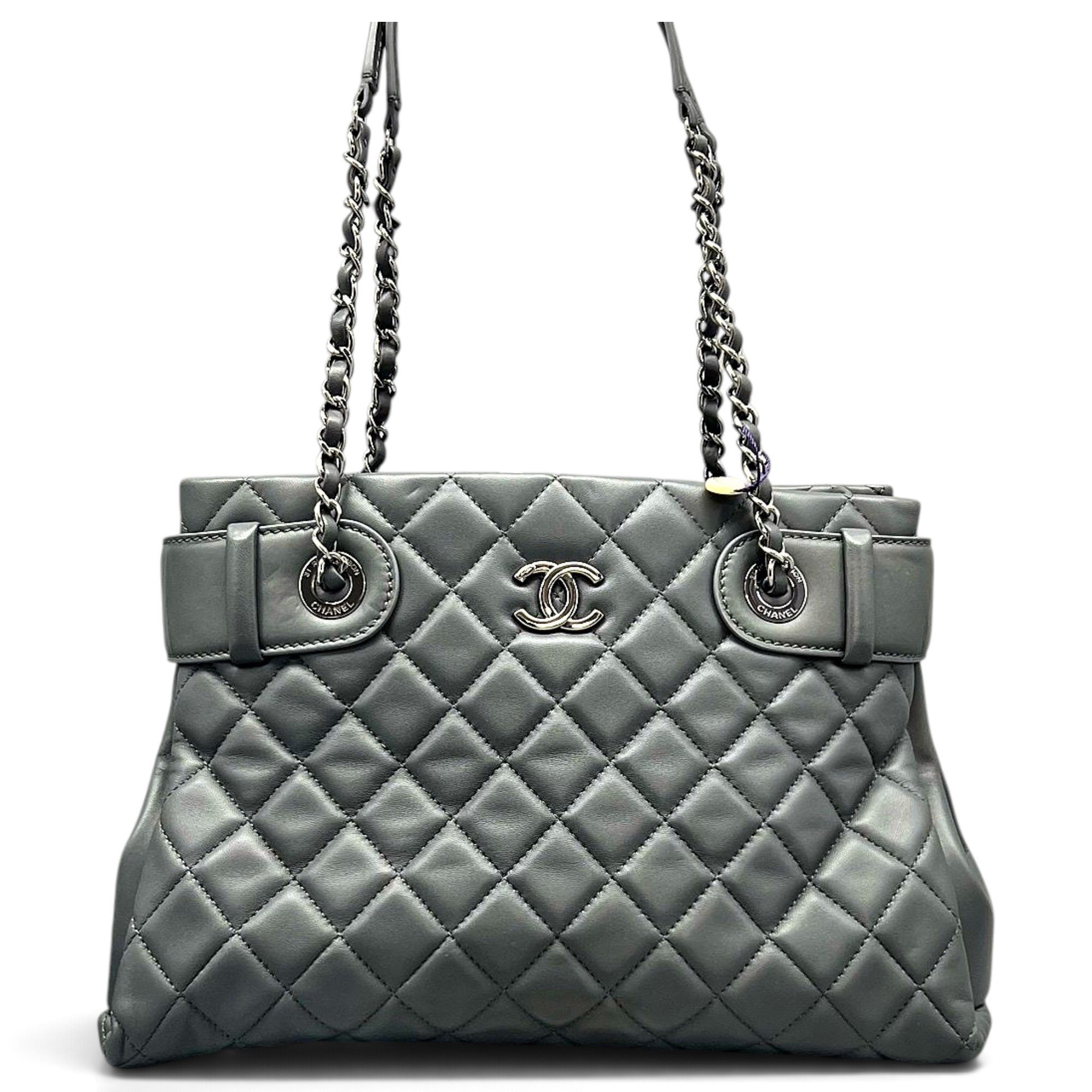 Leather tote