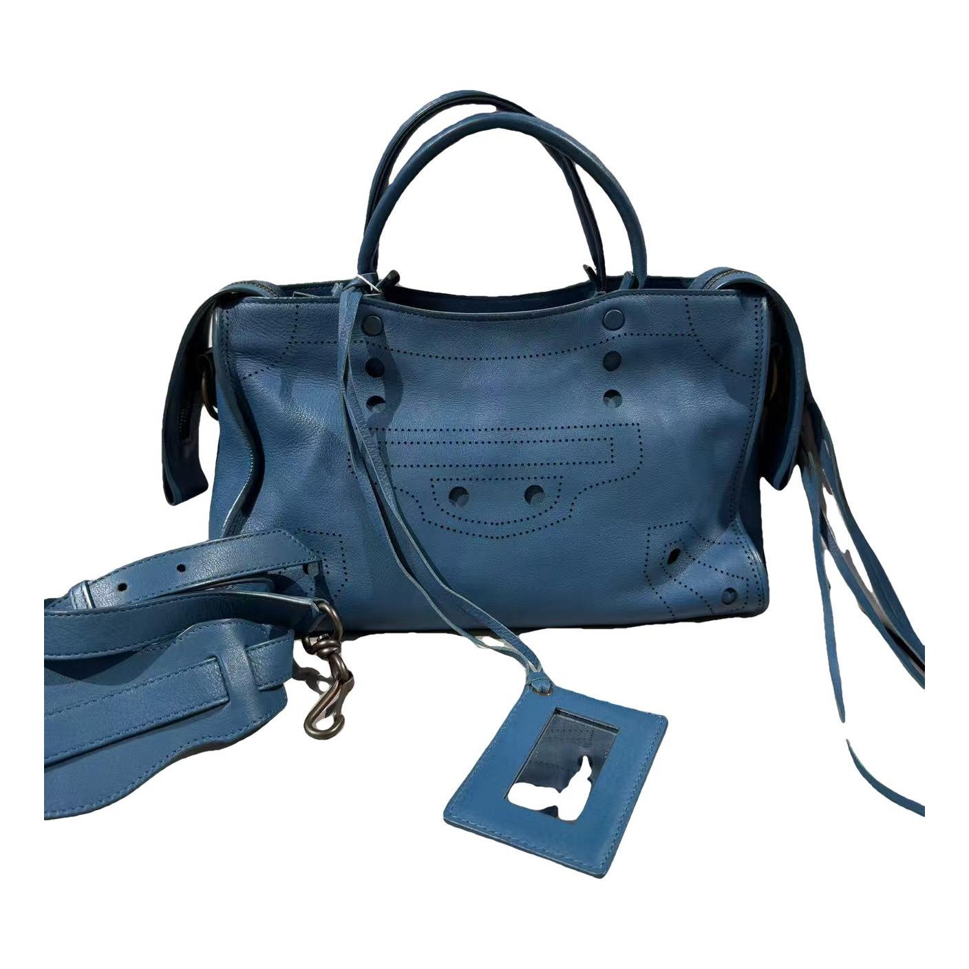 City leather handbag